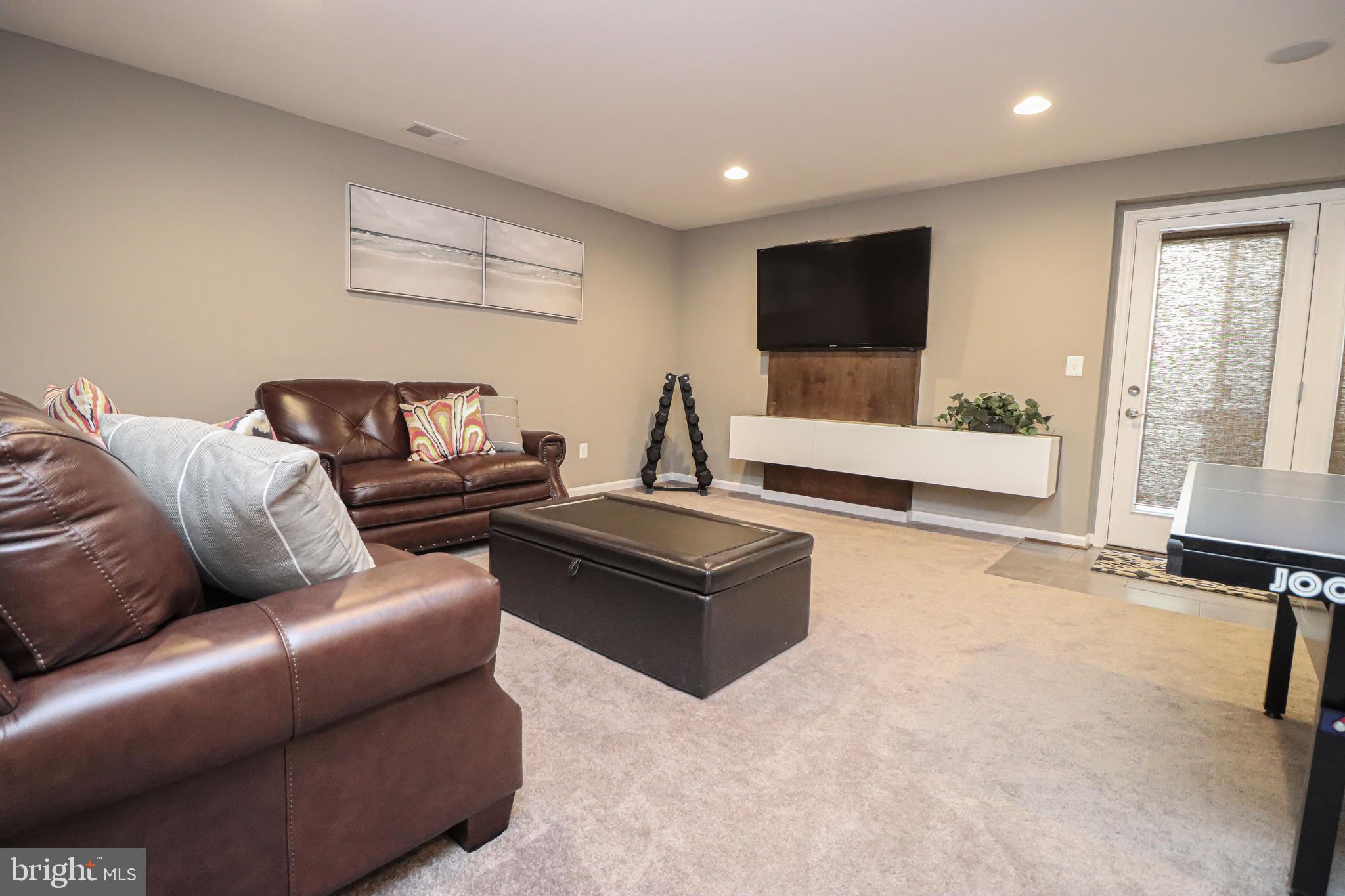 EASTVIEW AT STONE RIDGE - Residential