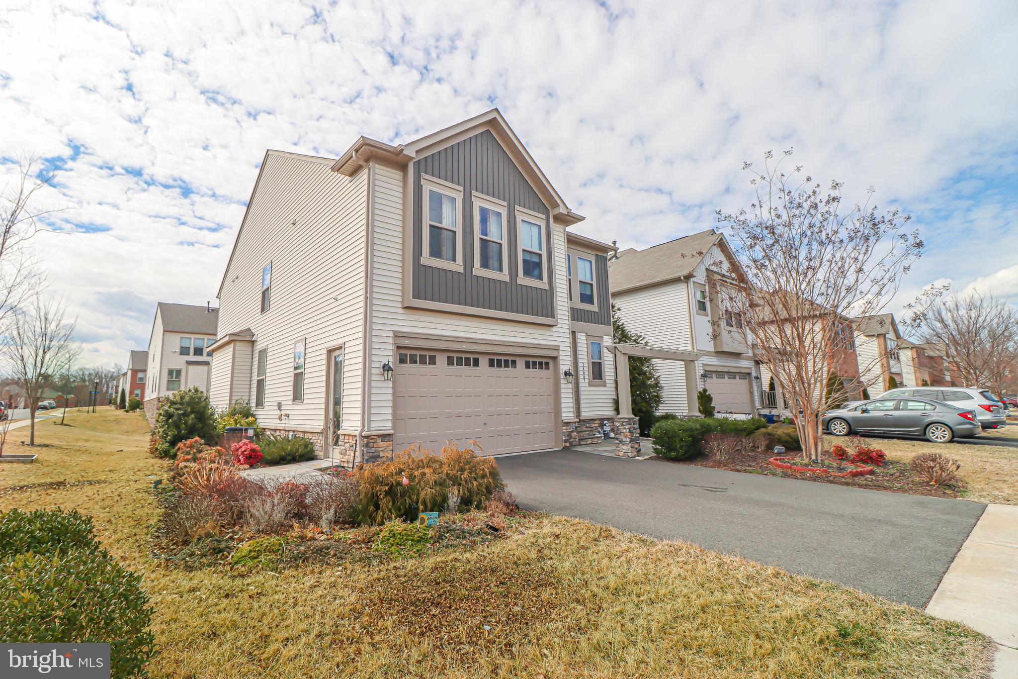 EASTVIEW AT STONE RIDGE - Residential