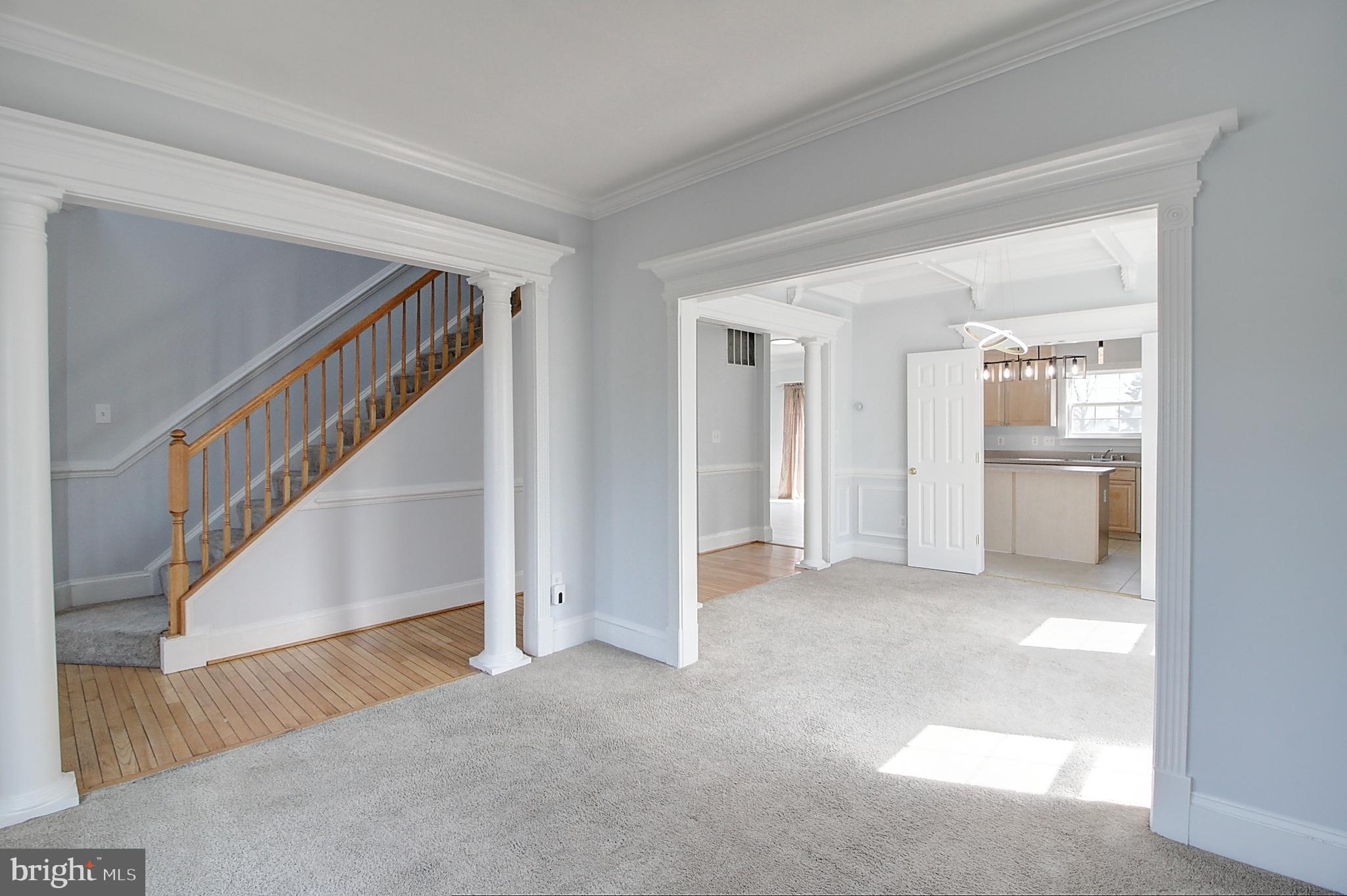 3 PLEASANT ACRES COURT