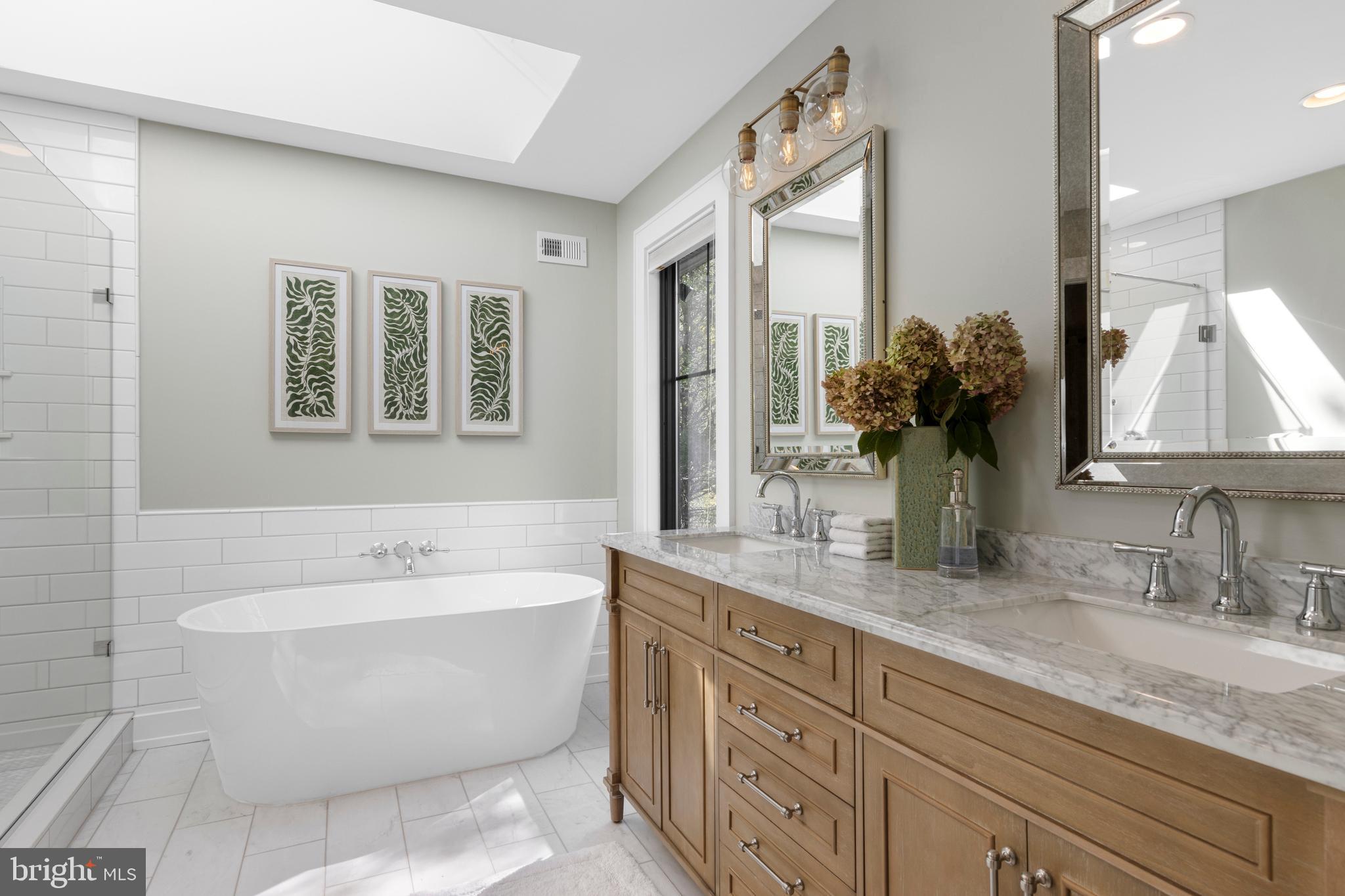 RADLEY RUN - Residential