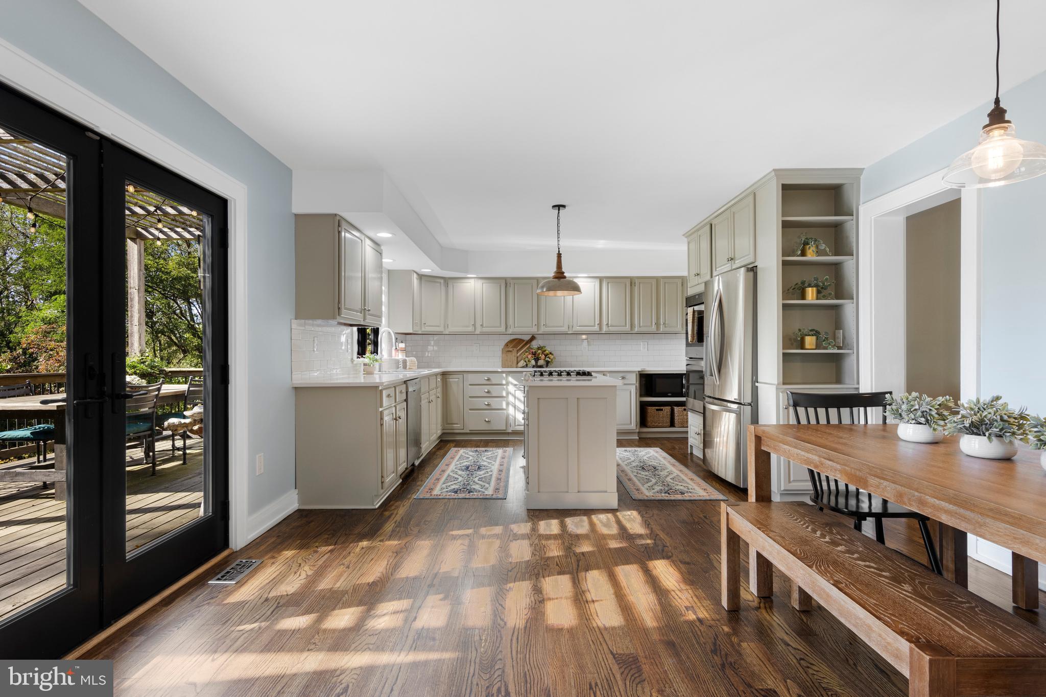 RADLEY RUN - Residential