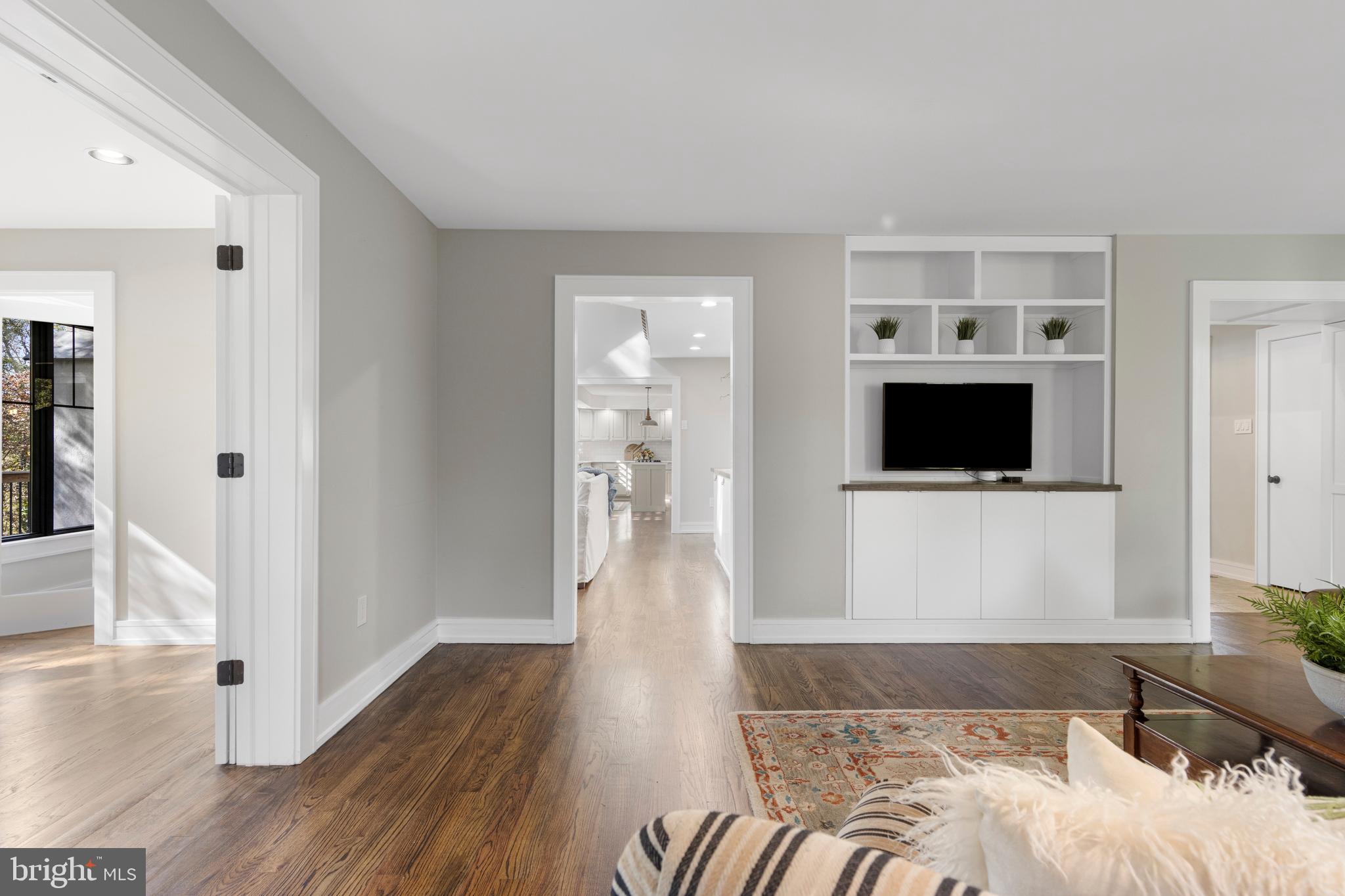 RADLEY RUN - Residential