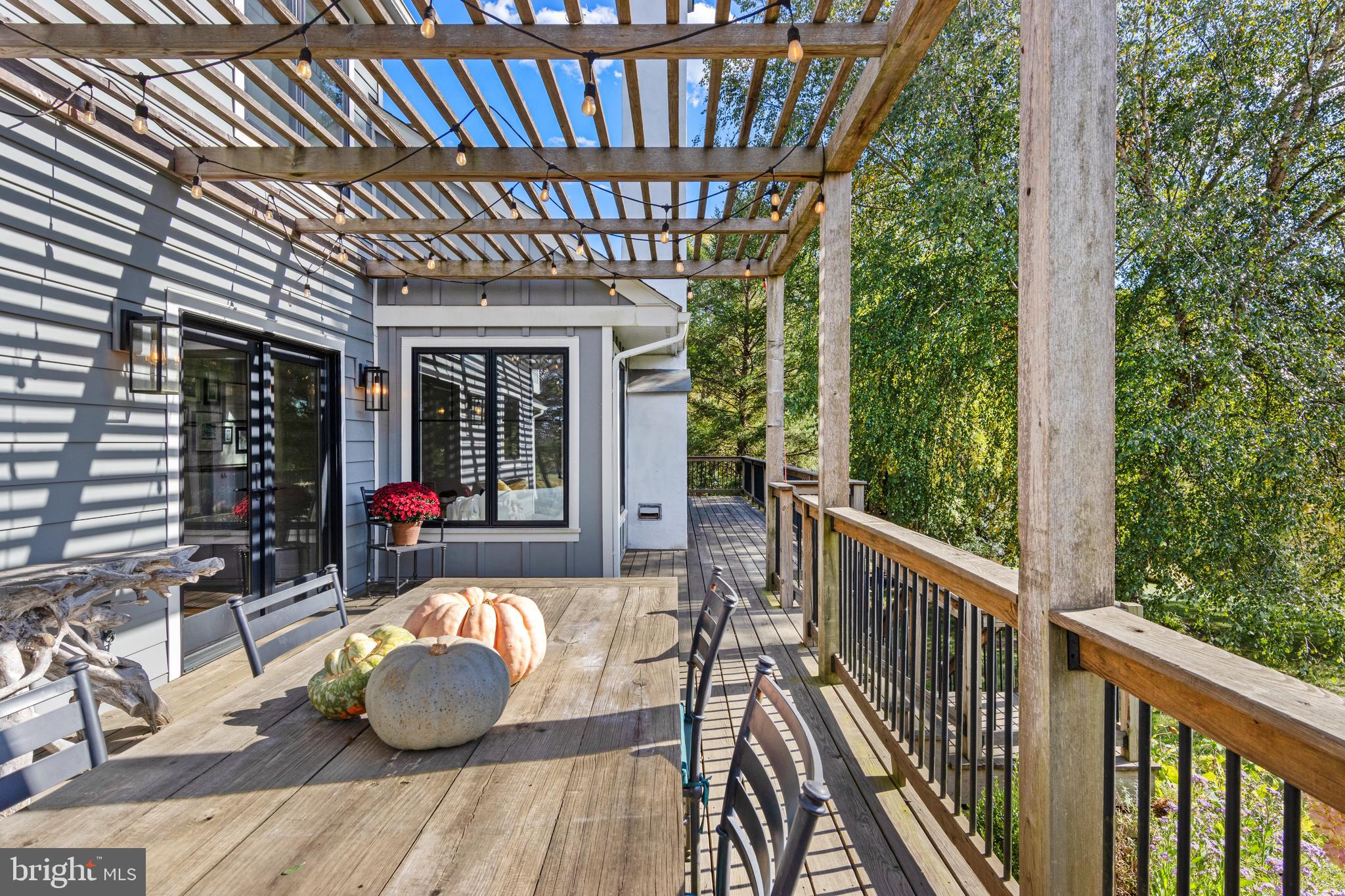 RADLEY RUN - Residential