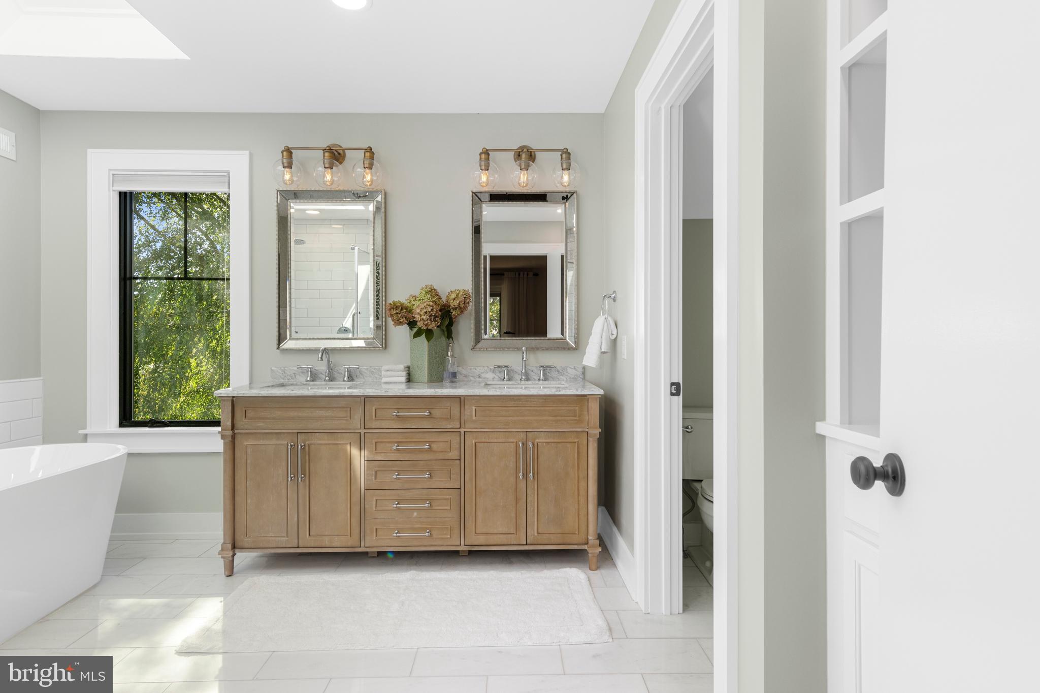 RADLEY RUN - Residential