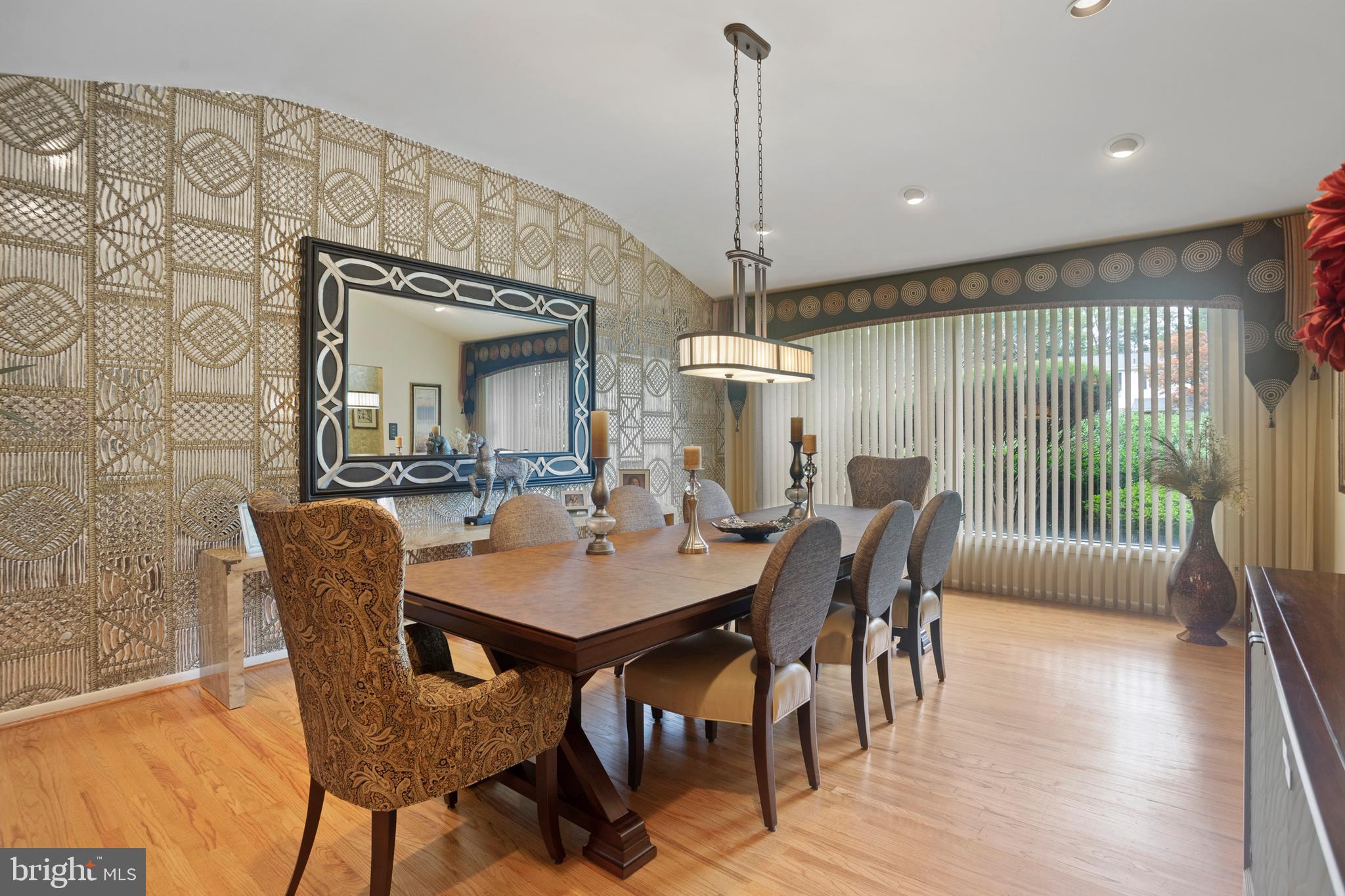 JUSTA FARMS - Residential