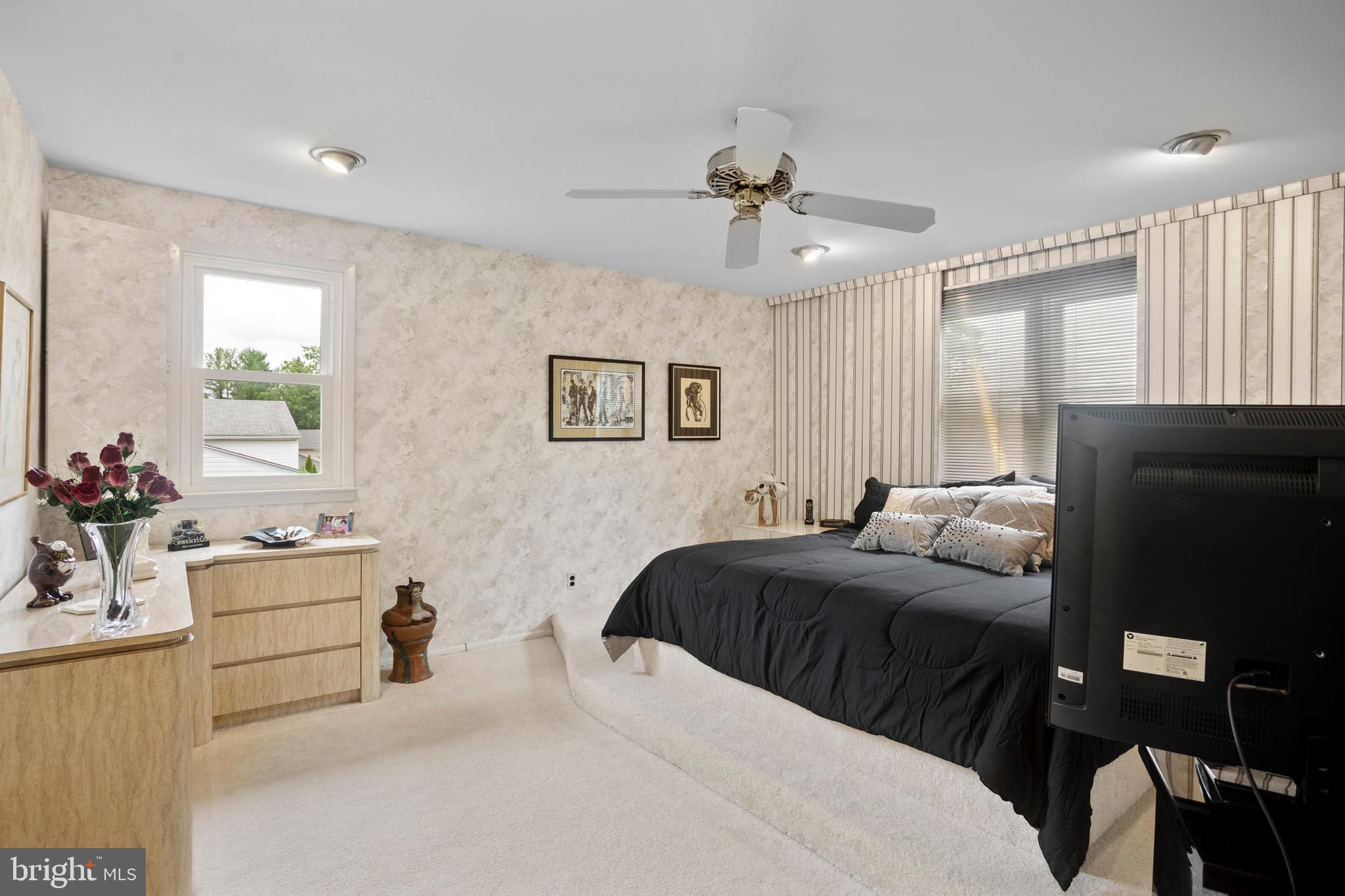 JUSTA FARMS - Residential