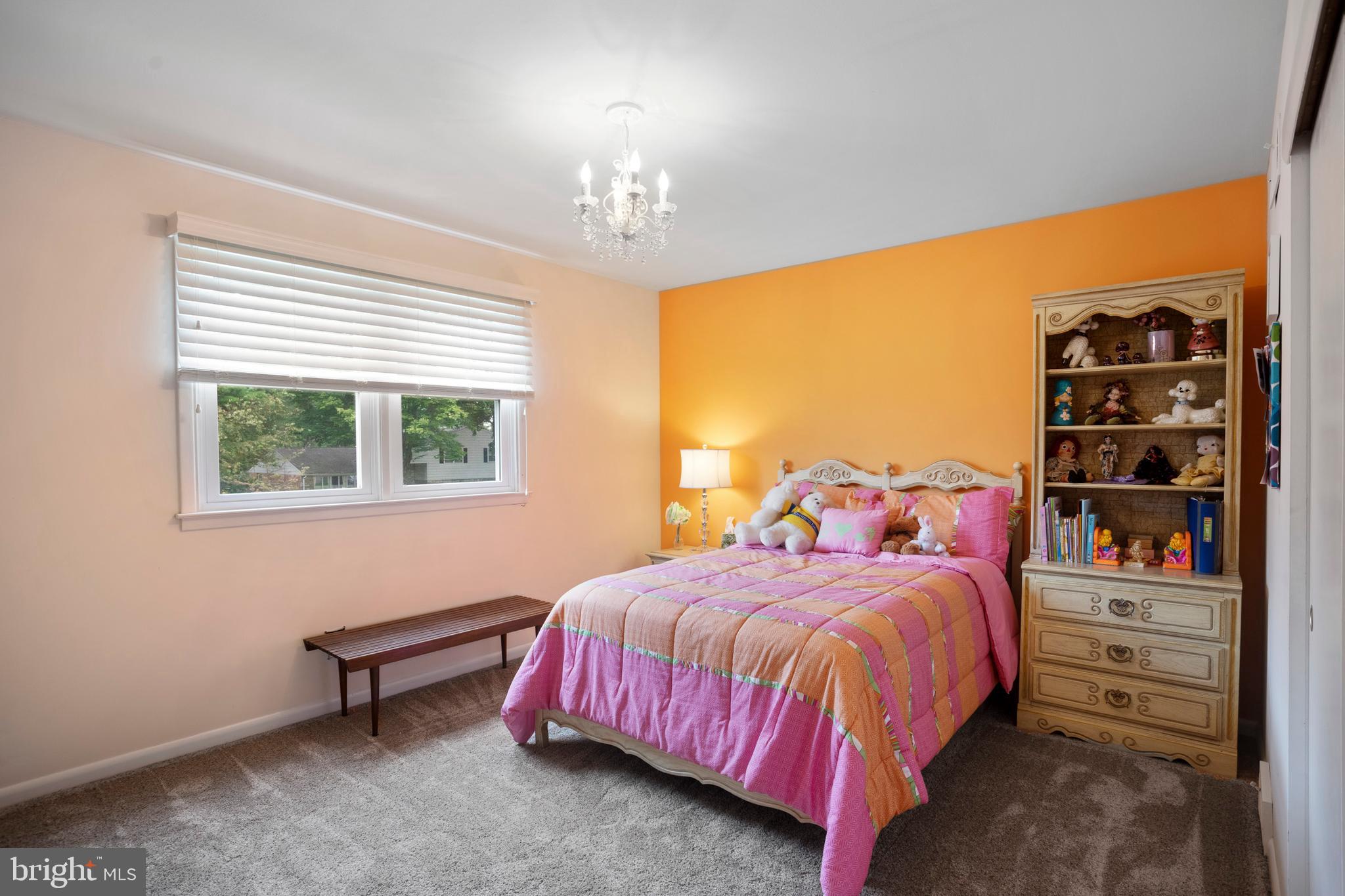 JUSTA FARMS - Residential