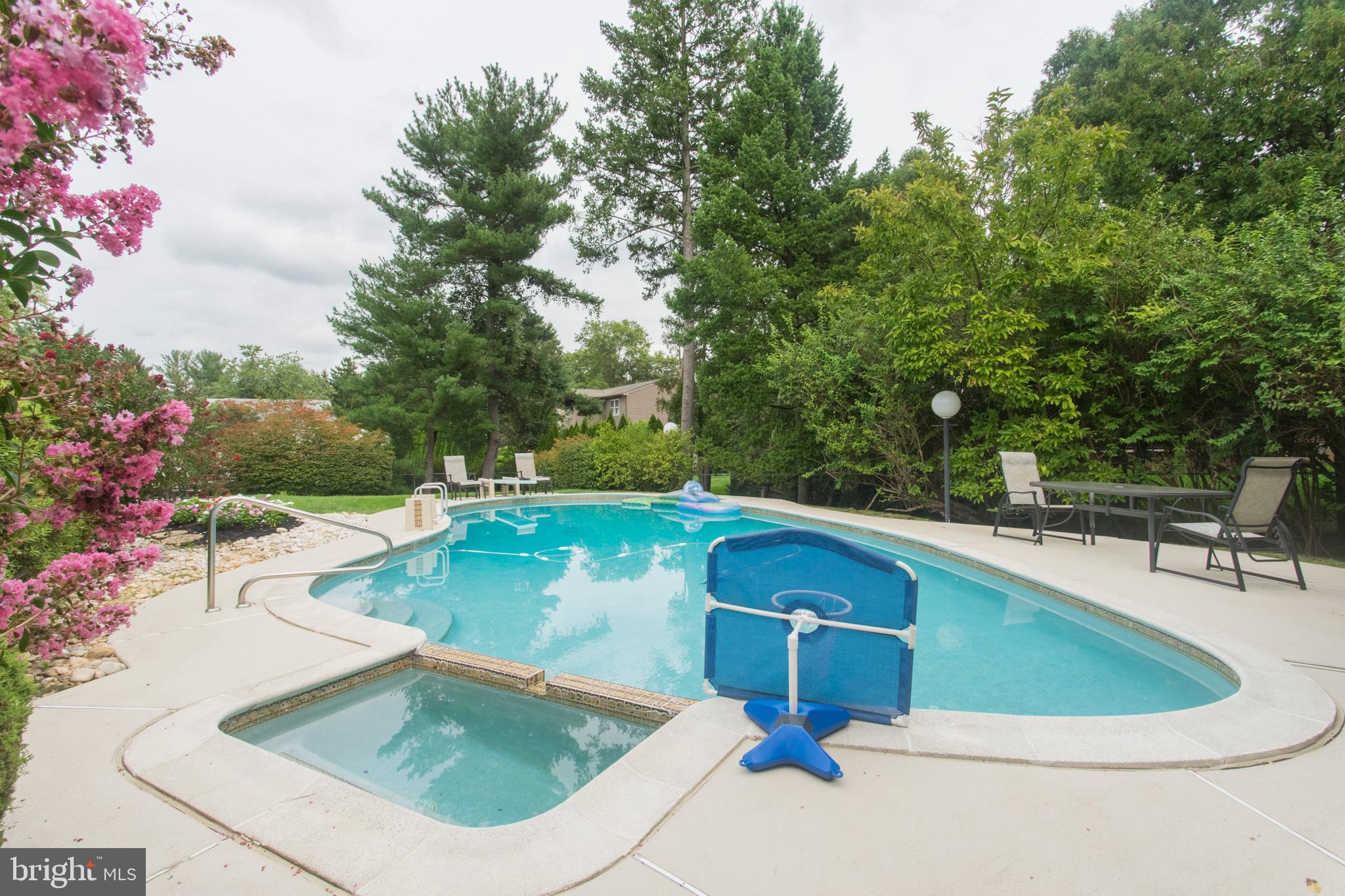 JUSTA FARMS - Residential