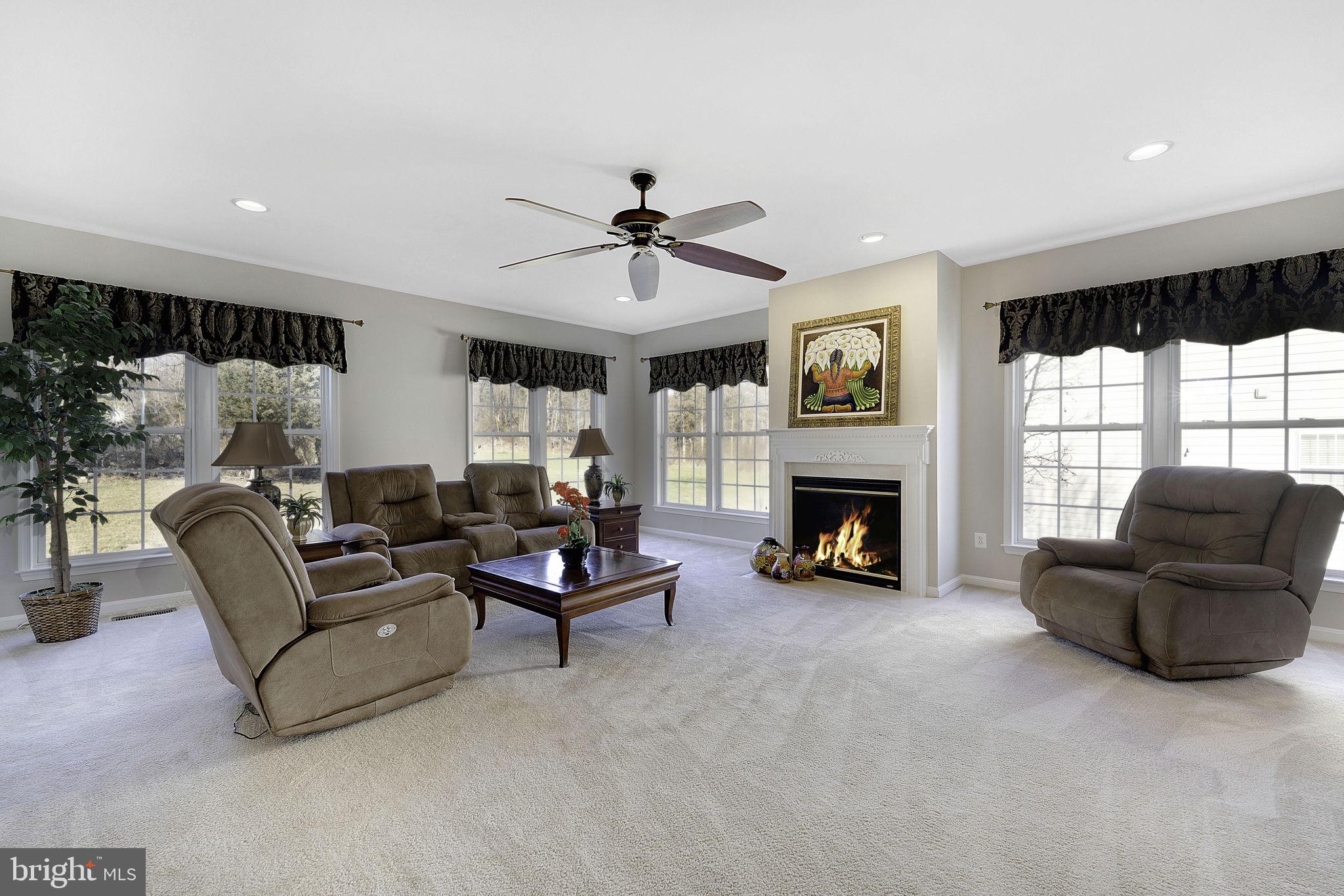 BROADLANDS - Residential