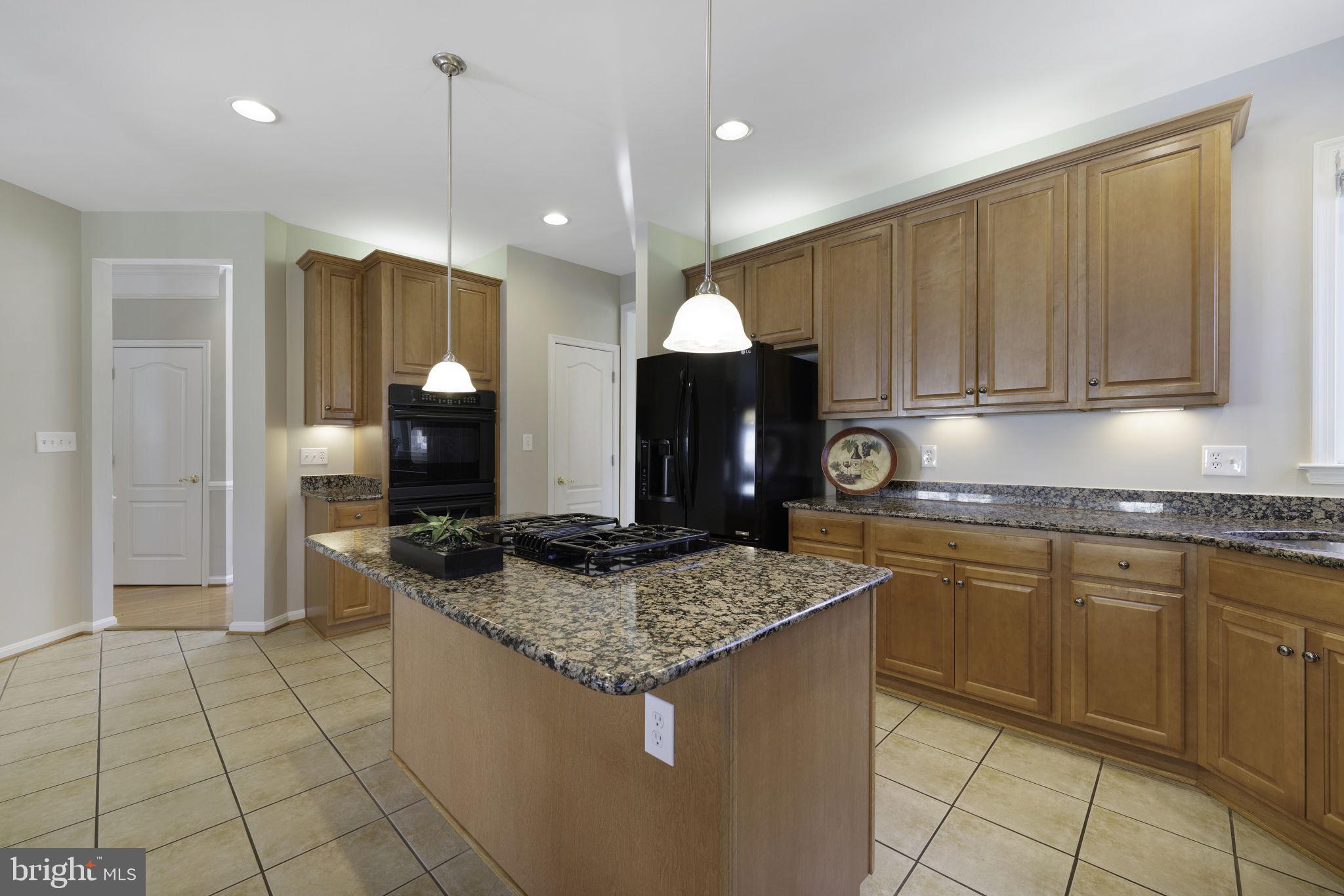 BROADLANDS - Residential