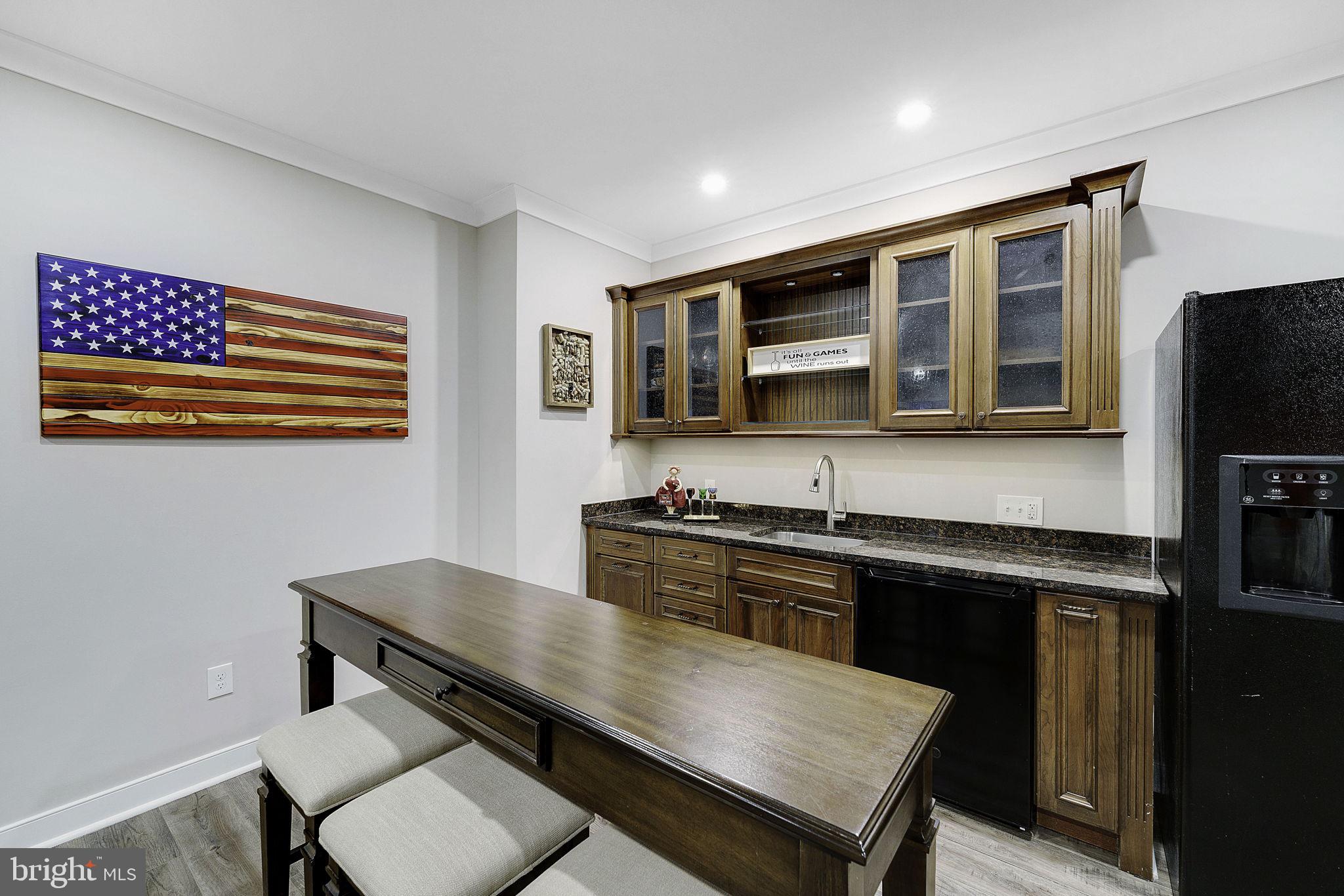 BROADLANDS - Residential