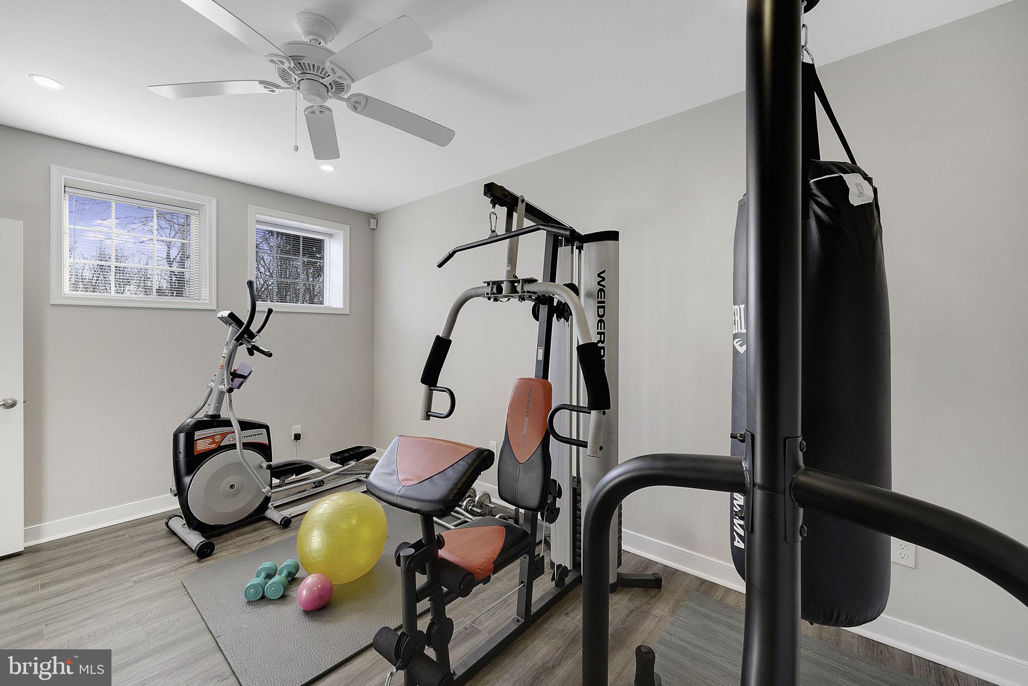 BROADLANDS - Residential