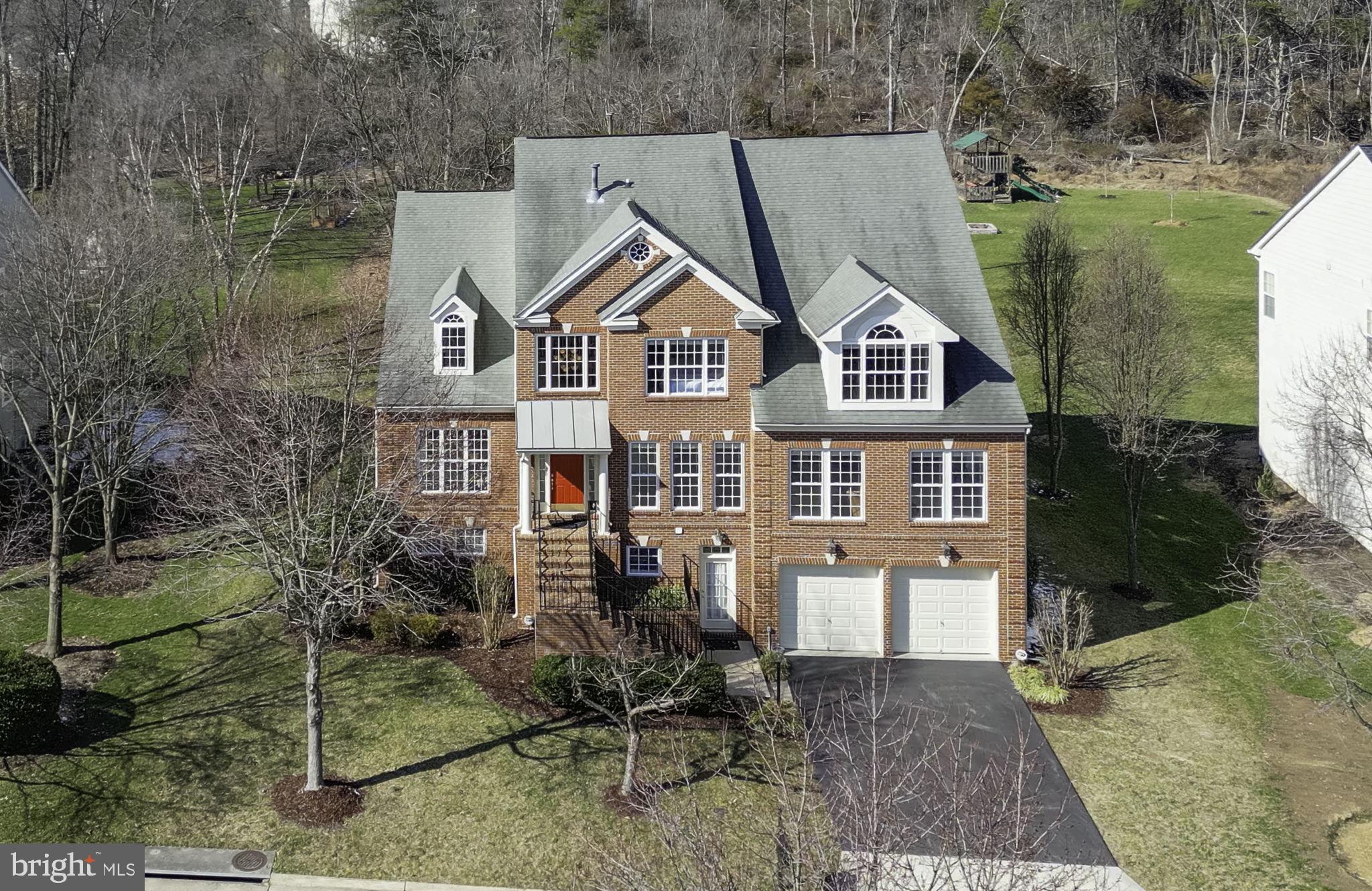 BROADLANDS - Residential