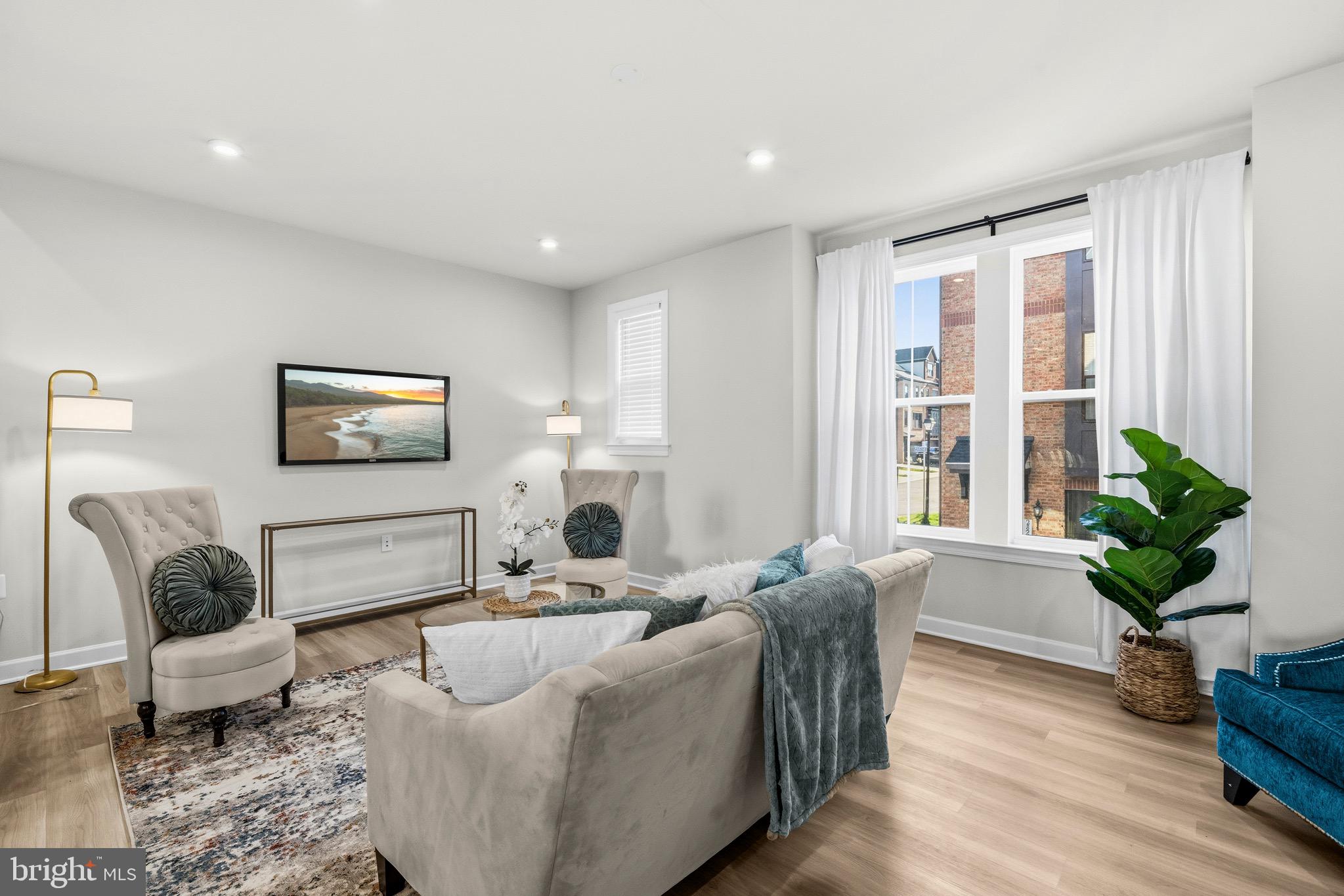 NORTH HILL - Residential