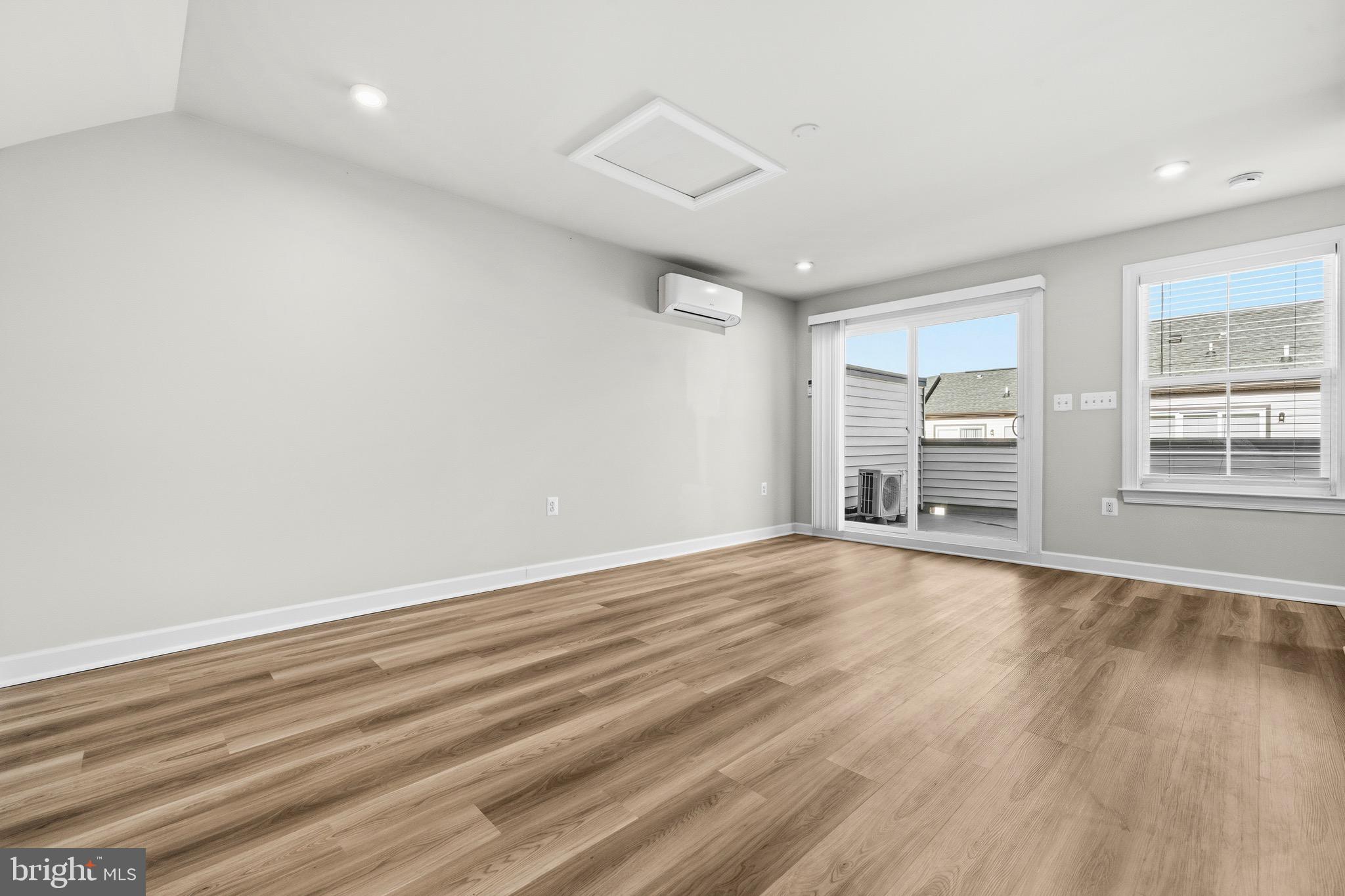 NORTH HILL - Residential