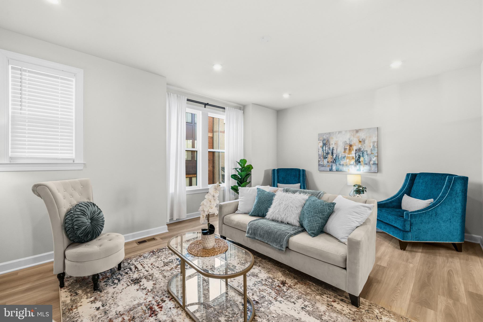 NORTH HILL - Residential