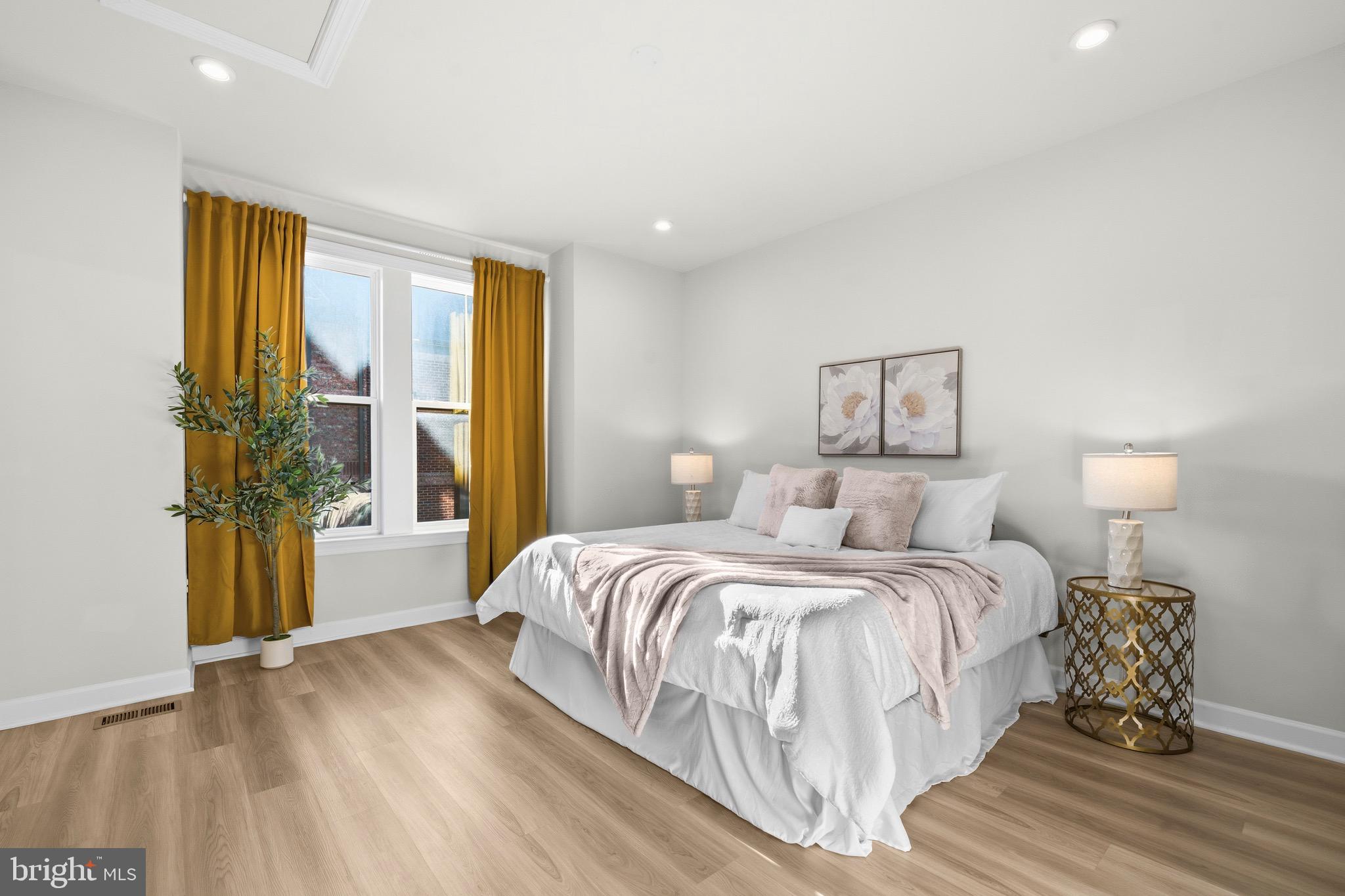 NORTH HILL - Residential