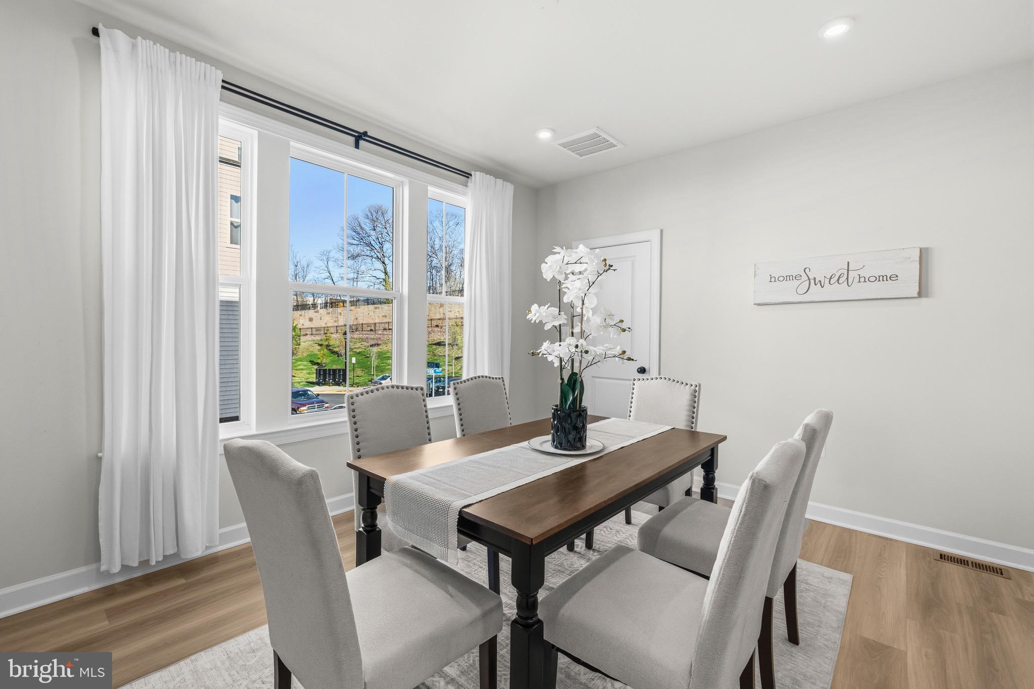 NORTH HILL - Residential