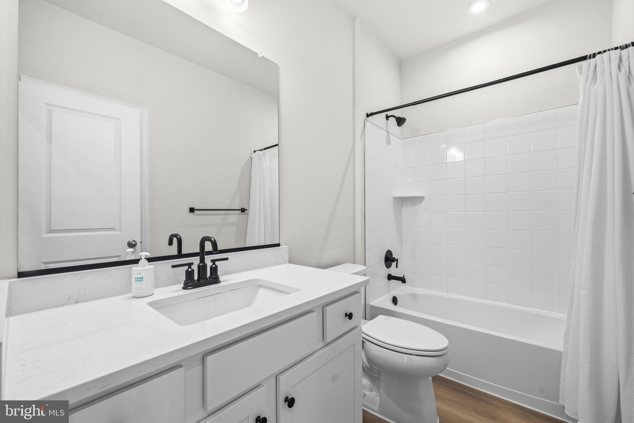 NORTH HILL - Residential