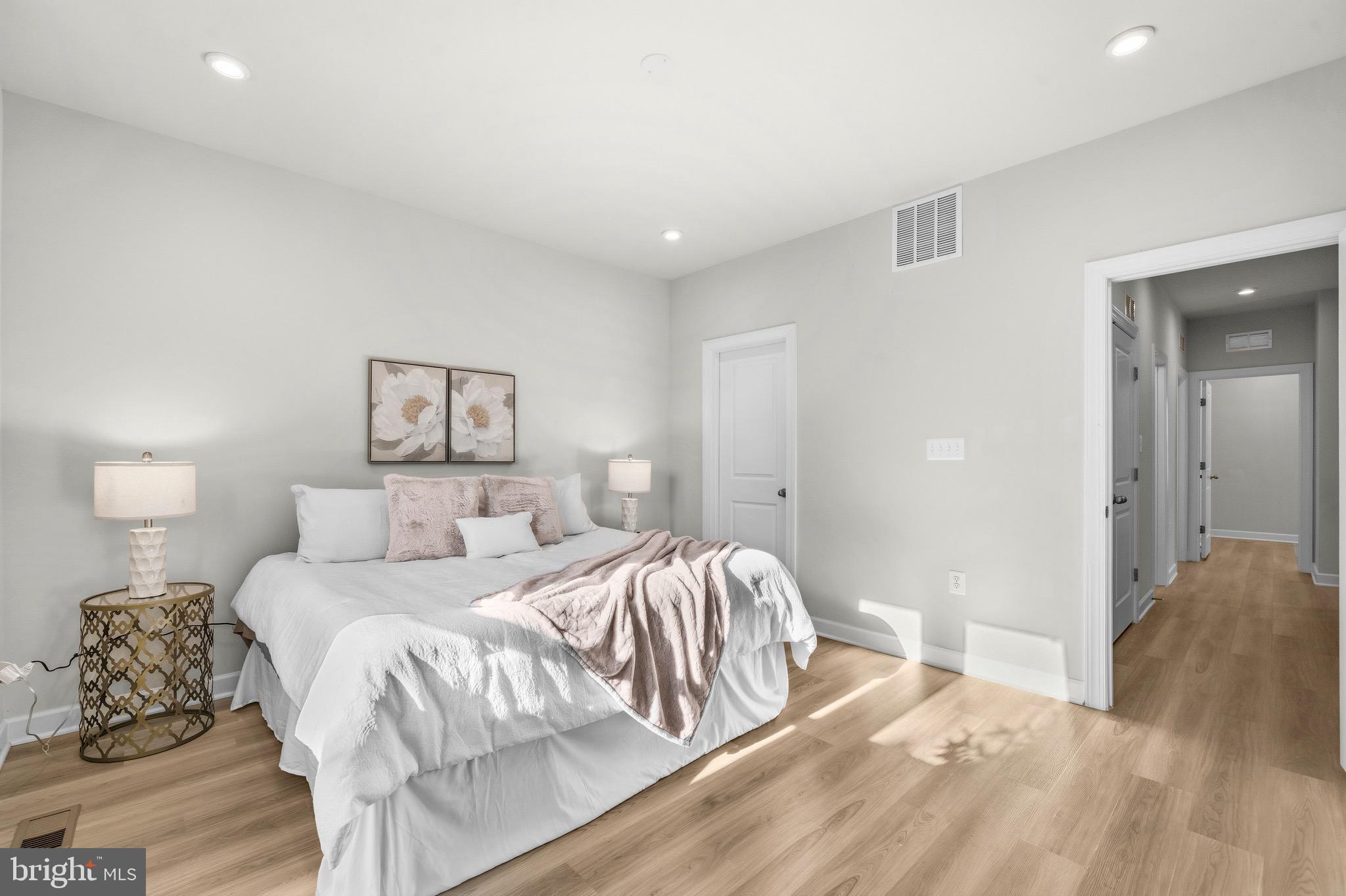 NORTH HILL - Residential