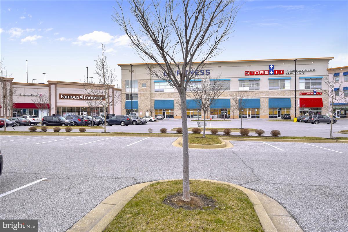 HILLSIDE - Residential