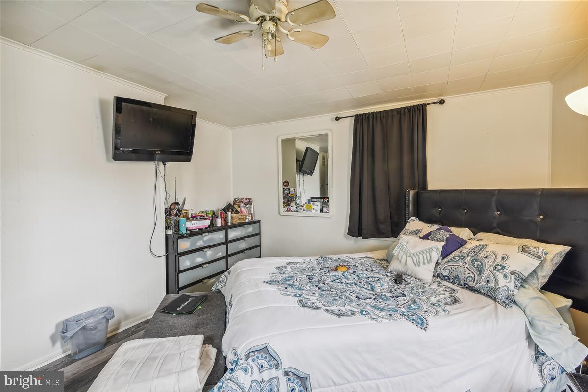 HILLSIDE - Residential