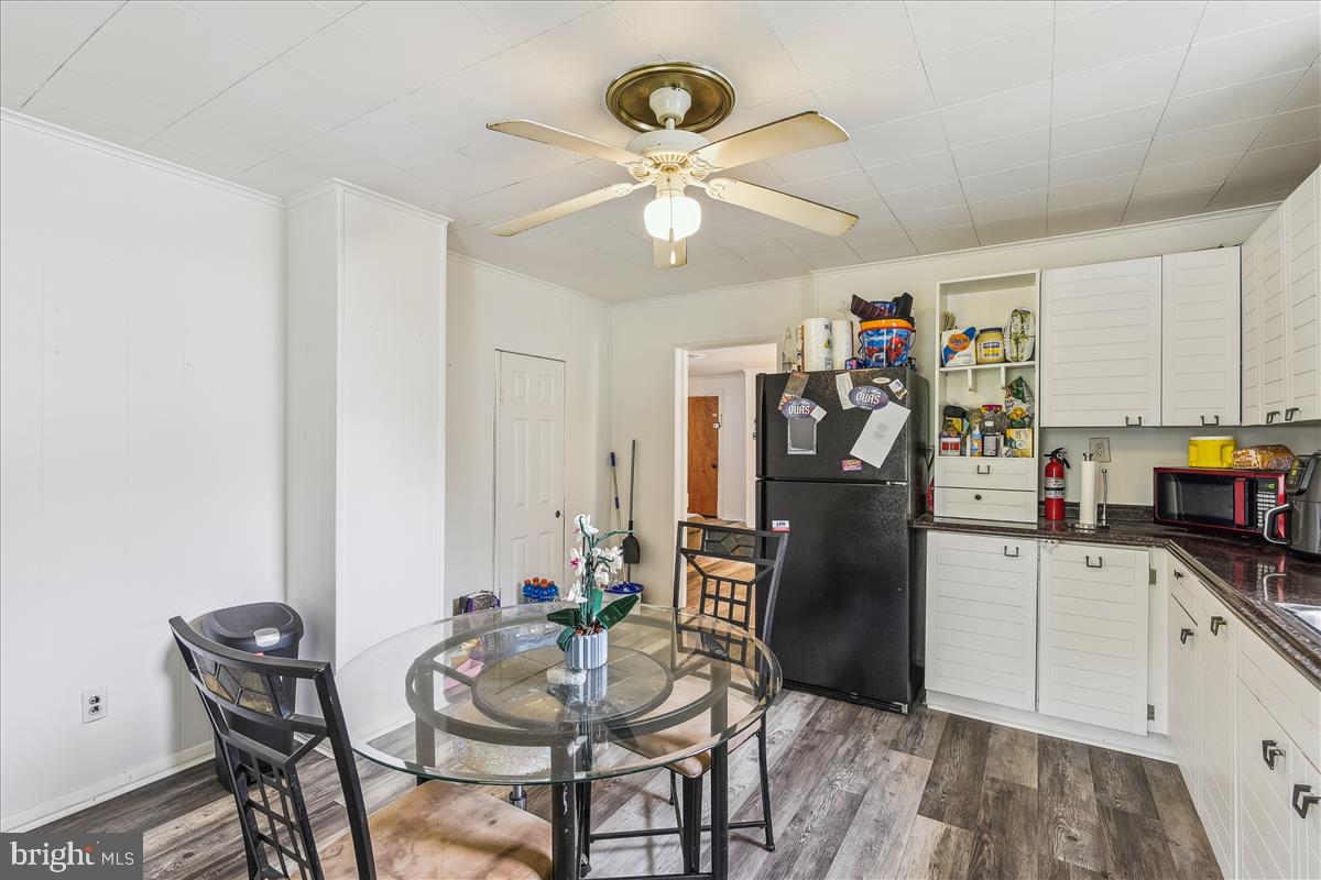 HILLSIDE - Residential