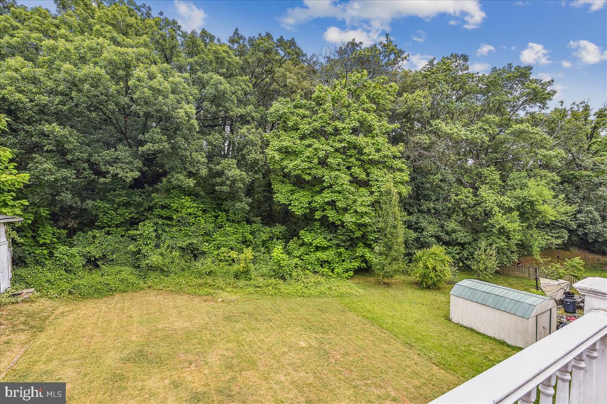 HILLSIDE - Residential