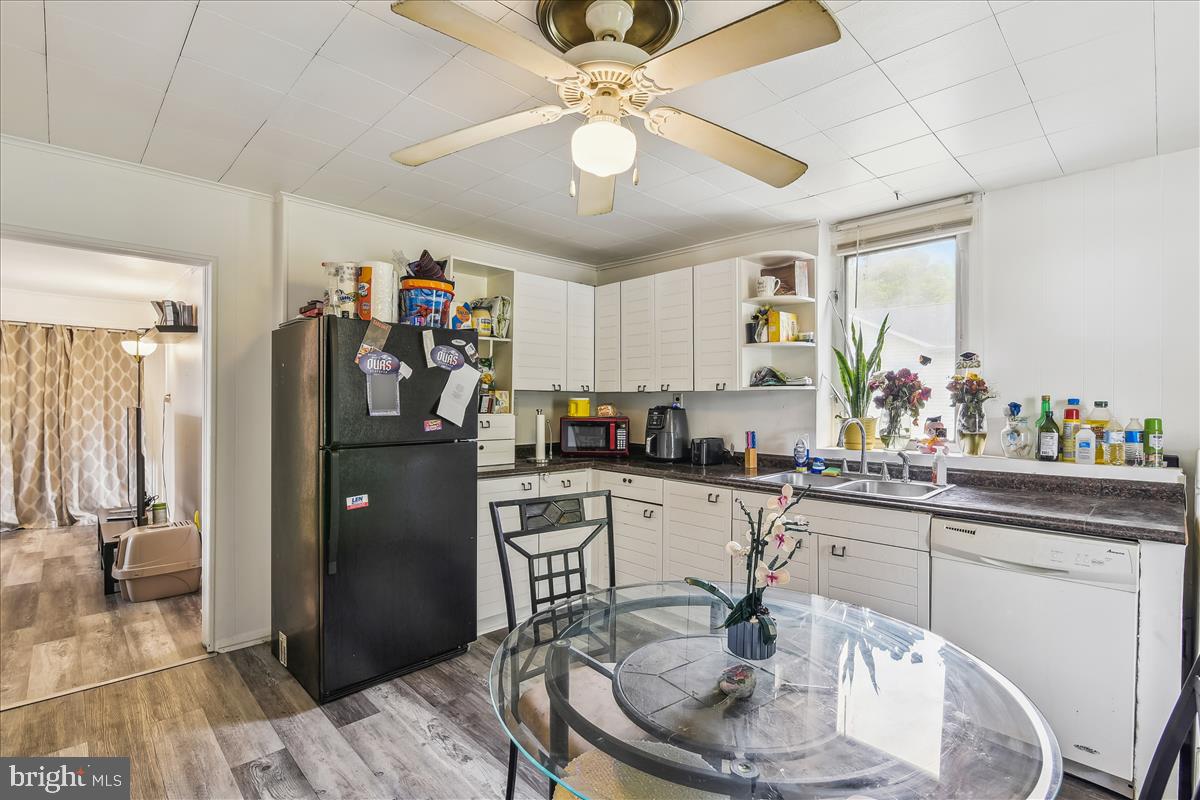 HILLSIDE - Residential