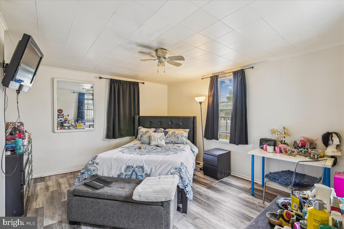 HILLSIDE - Residential