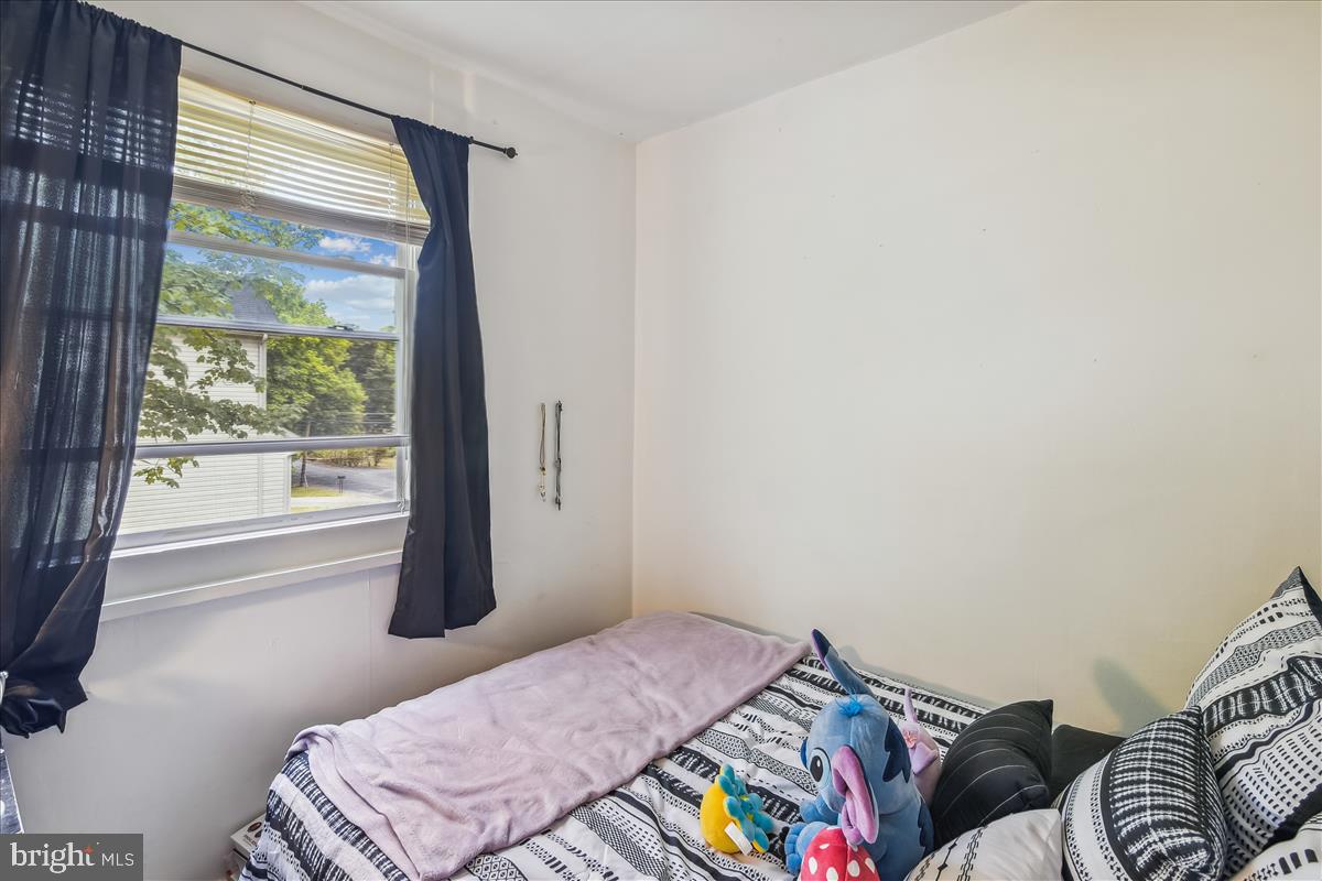 HILLSIDE - Residential