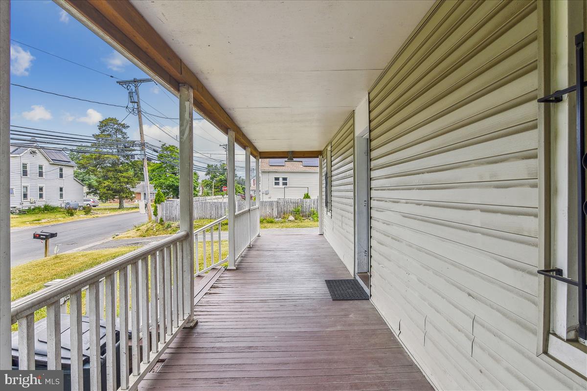 HILLSIDE - Residential