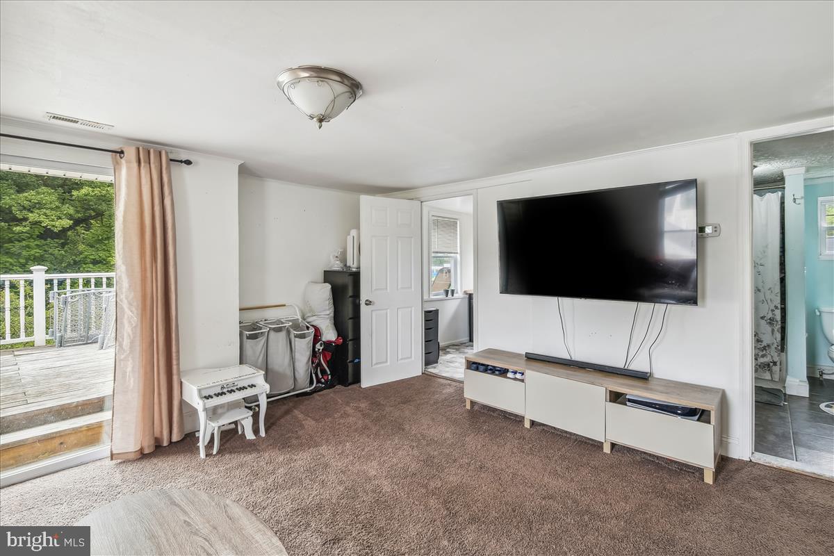 HILLSIDE - Residential