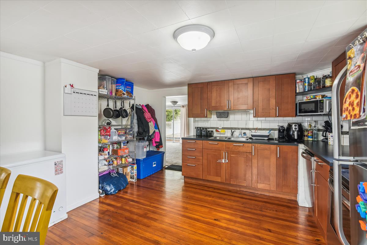 HILLSIDE - Residential