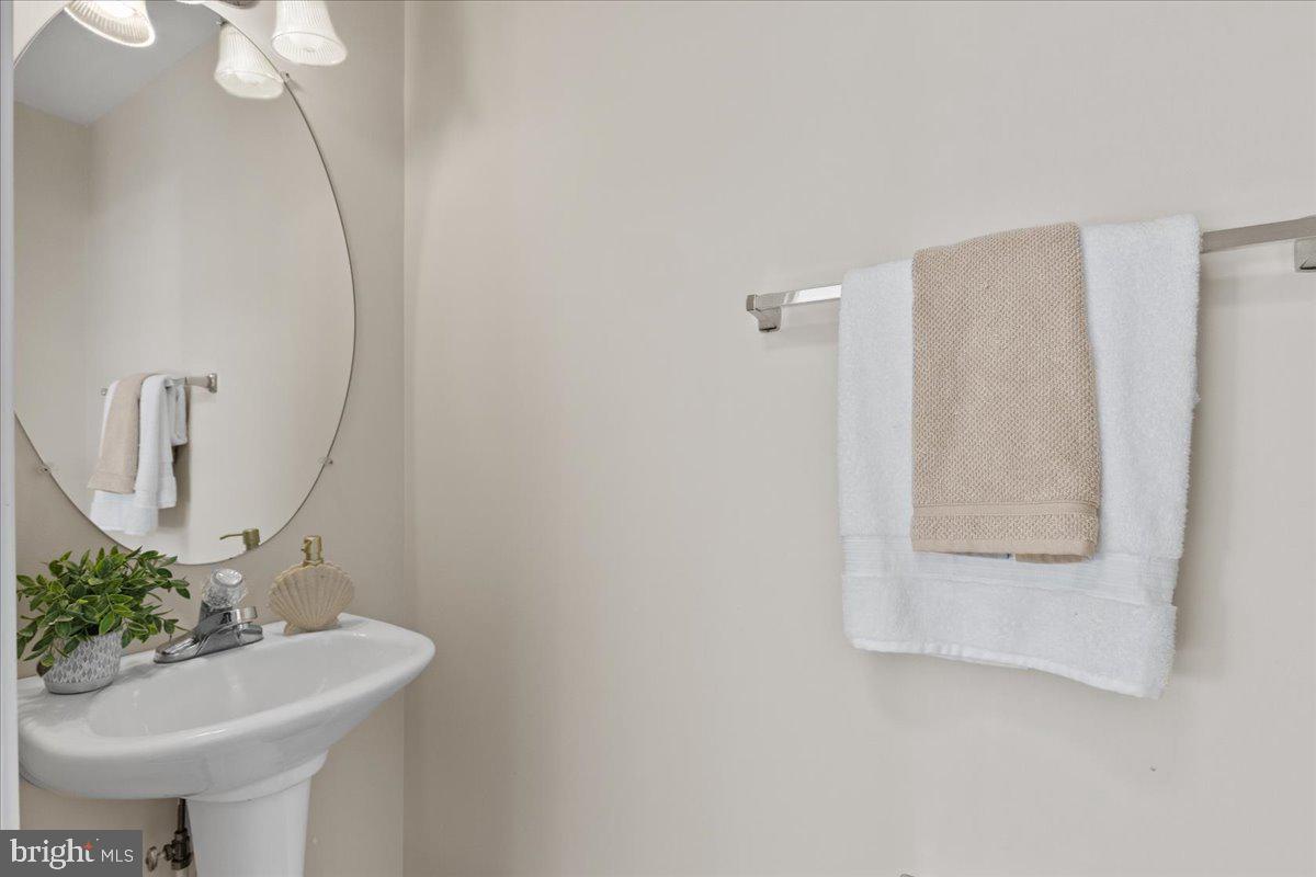 BAYVIEW HILLS - Residential