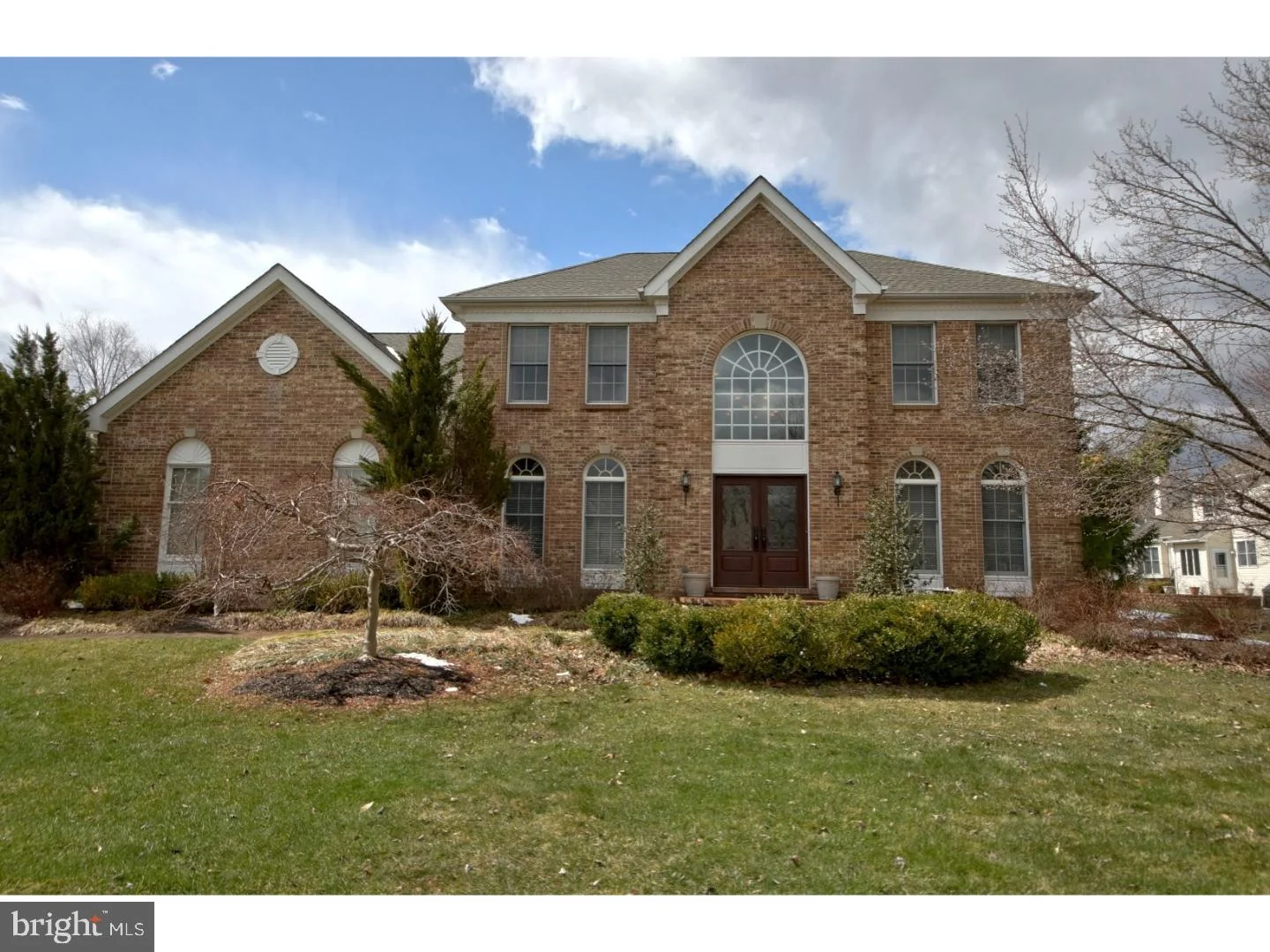 43 Pickering Drive, Robbinsville, NJ 08691