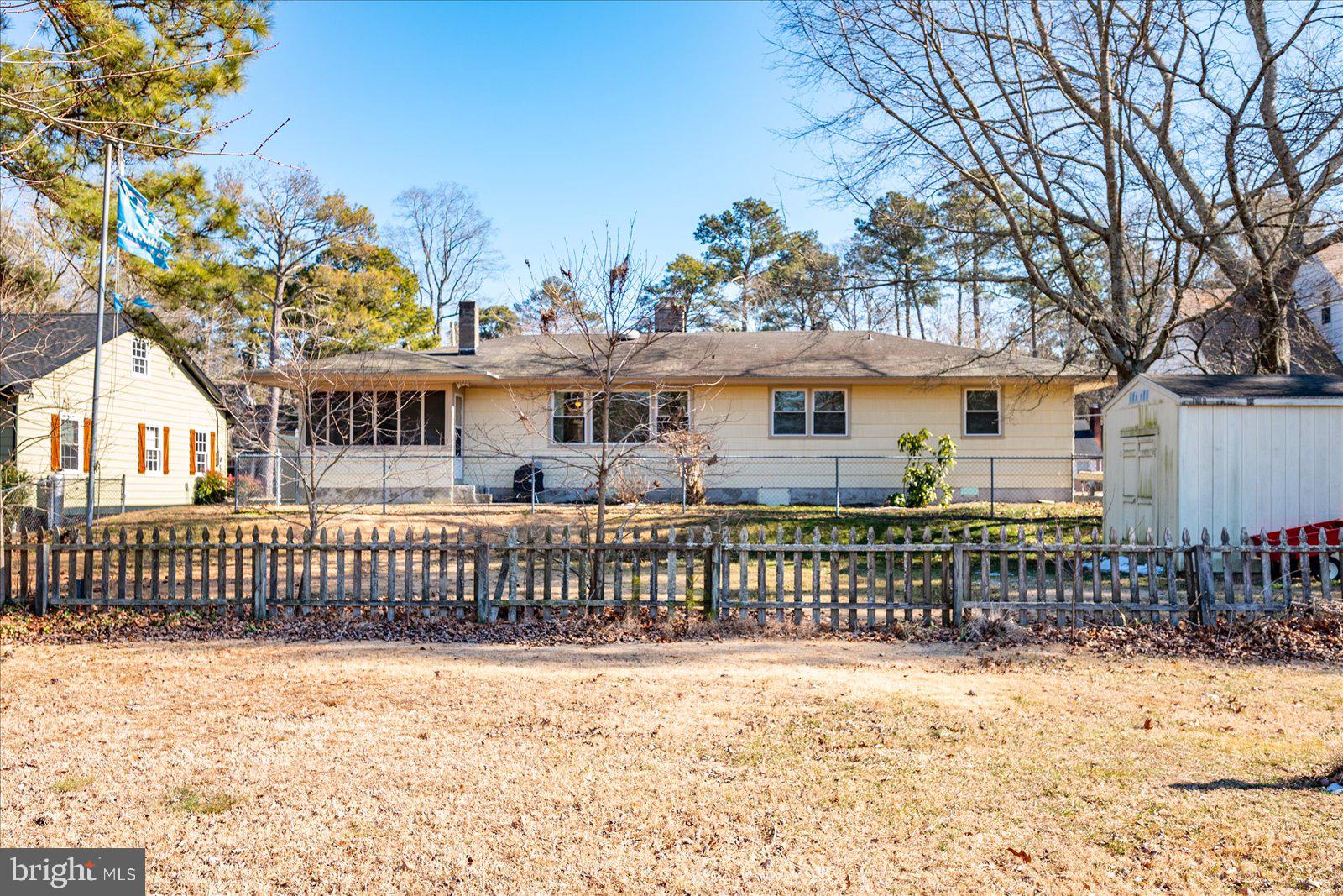 WINTER QUARTERS - Residential