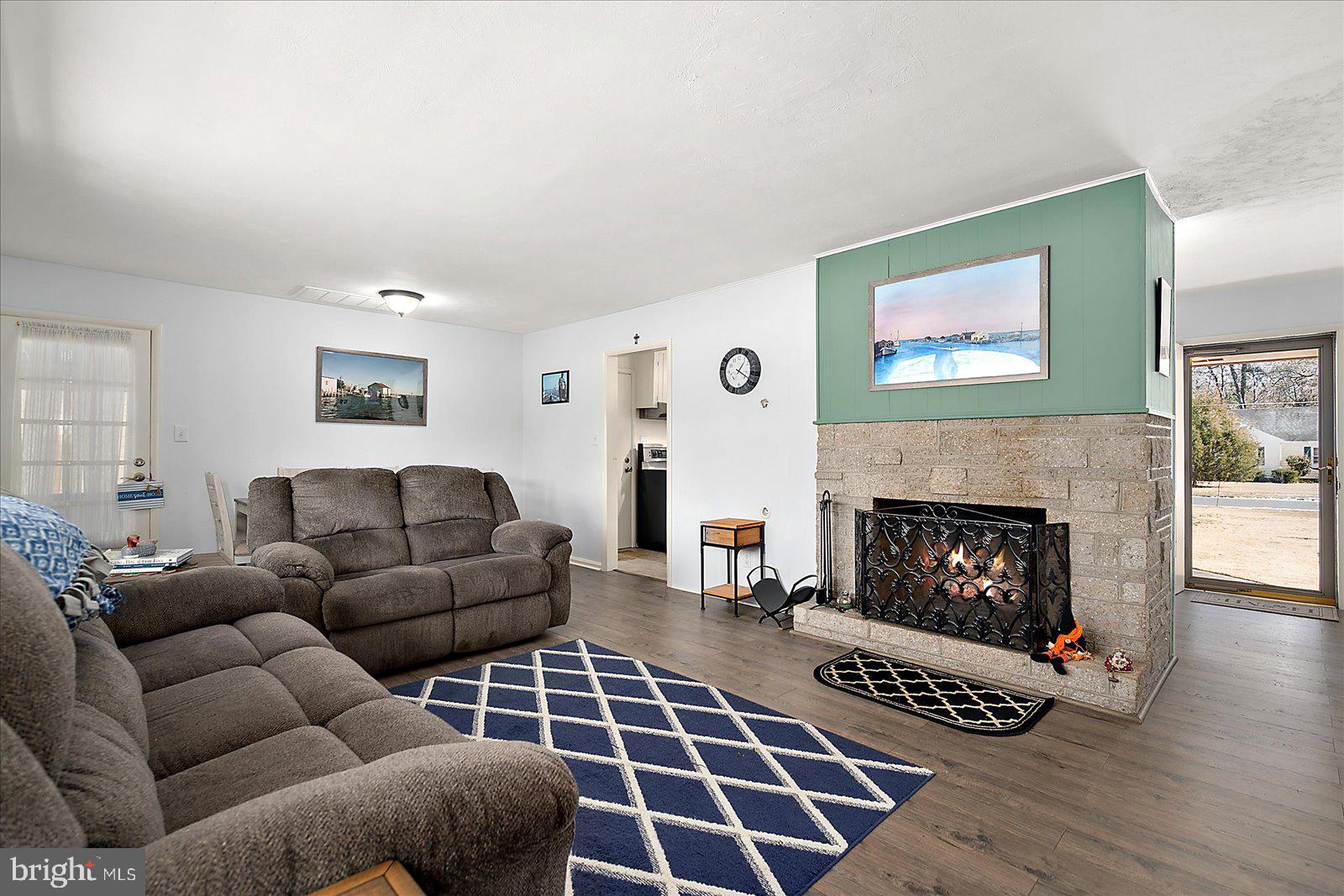 WINTER QUARTERS - Residential