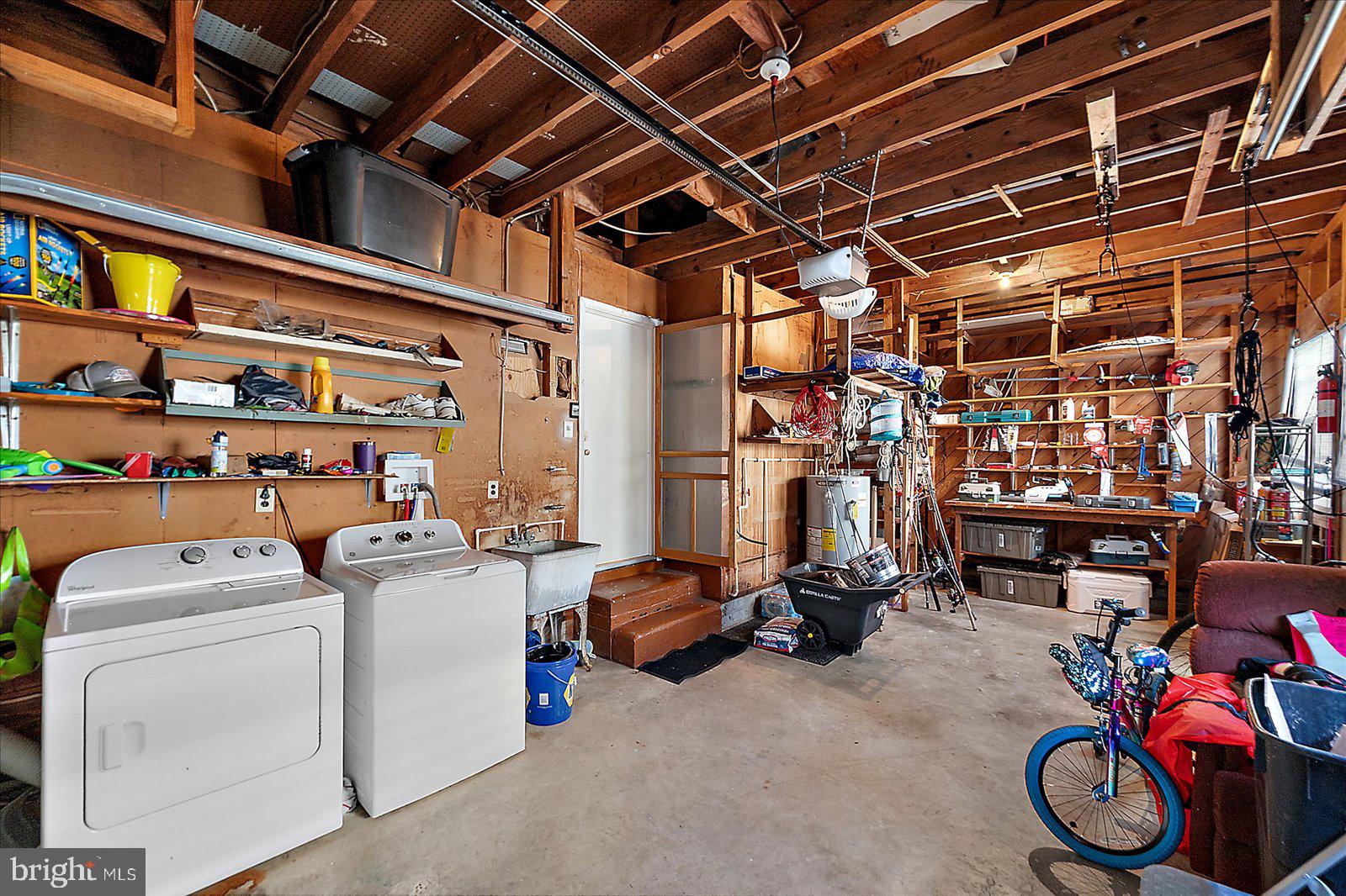 WINTER QUARTERS - Residential