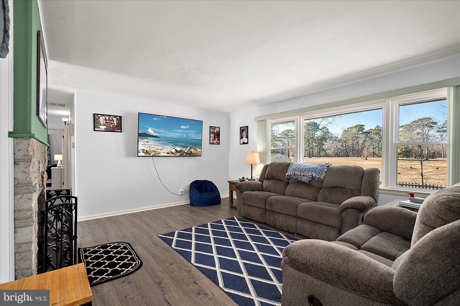 WINTER QUARTERS - Residential