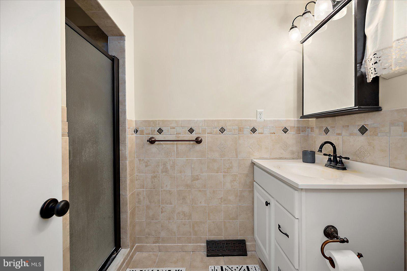 WINTER QUARTERS - Residential