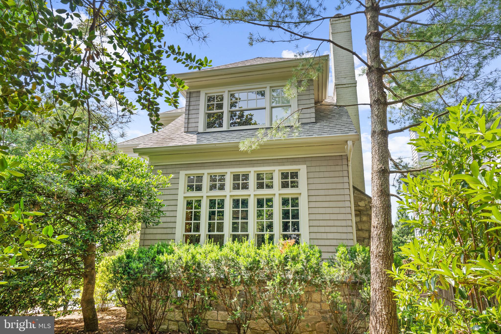 CHEVY CHASE - Residential