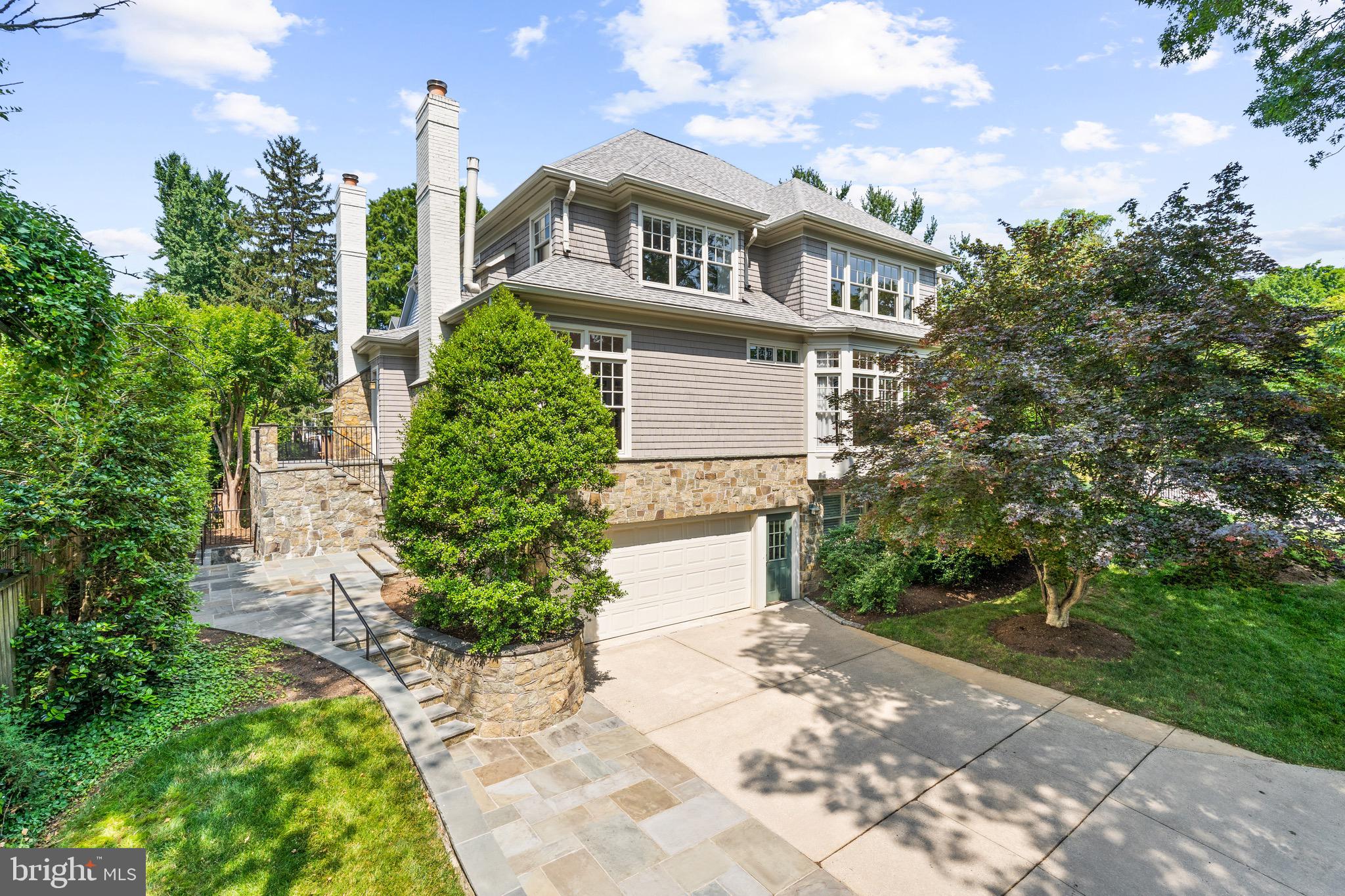 CHEVY CHASE - Residential