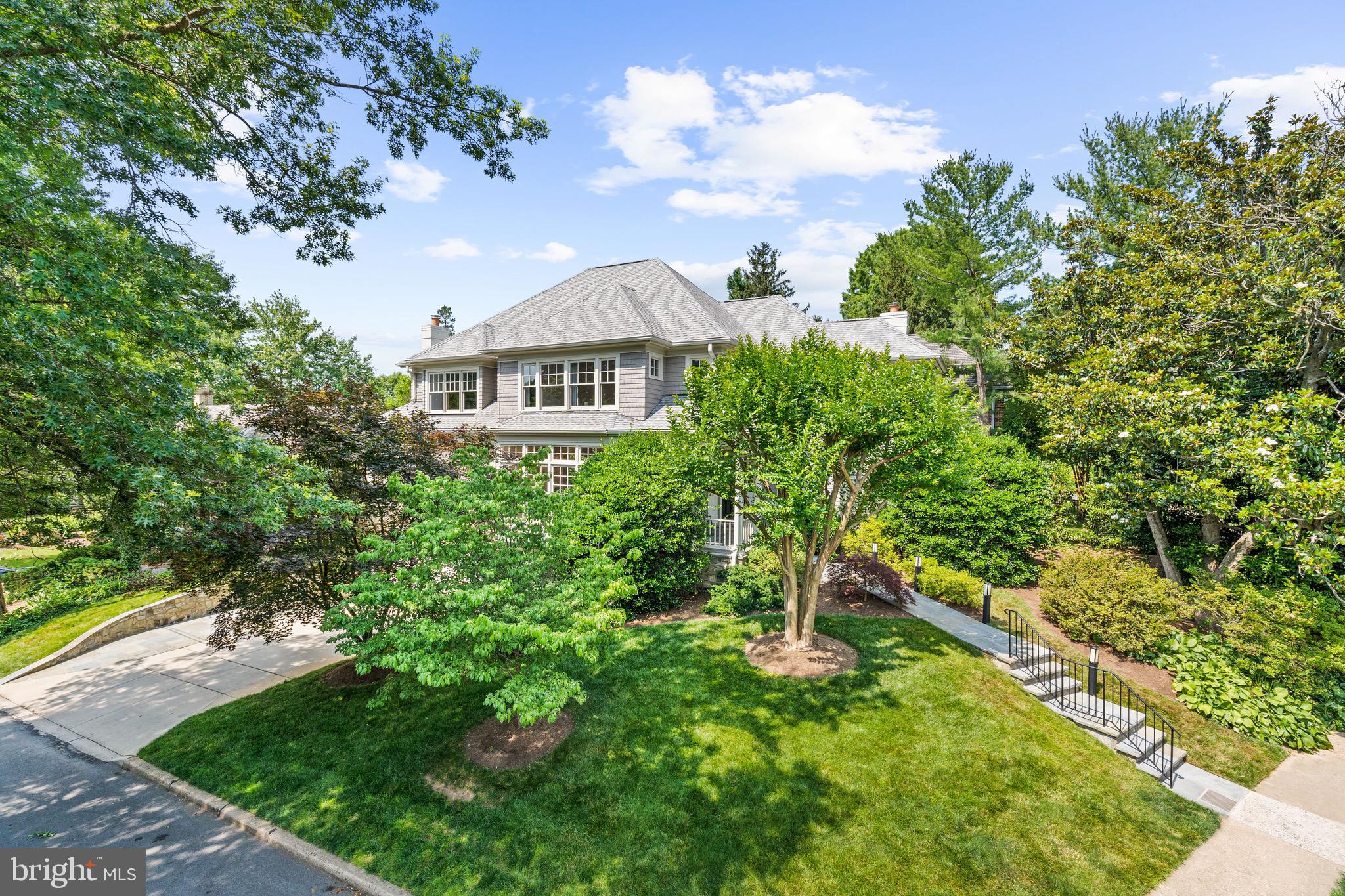 CHEVY CHASE - Residential