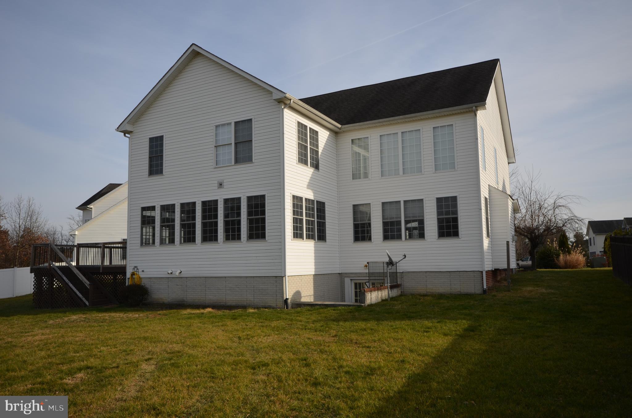 ALBIN ESTATES - Residential Lease