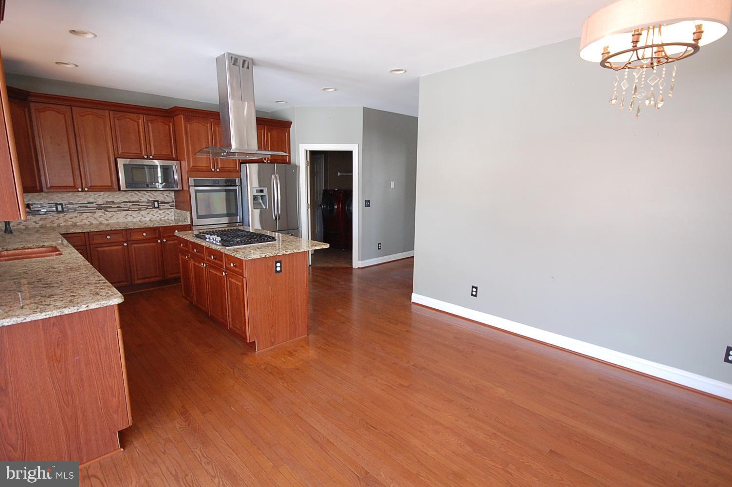 ALBIN ESTATES - Residential Lease