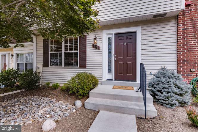 VILLAGE OF HICKORY RIDGE - Residential