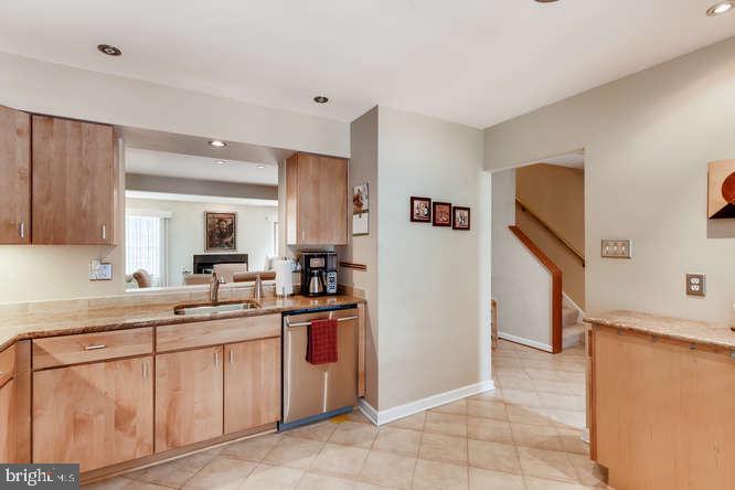 VILLAGE OF HICKORY RIDGE - Residential