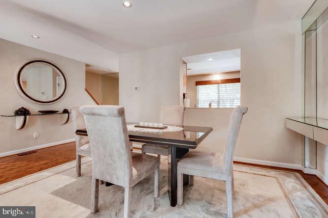 VILLAGE OF HICKORY RIDGE - Residential