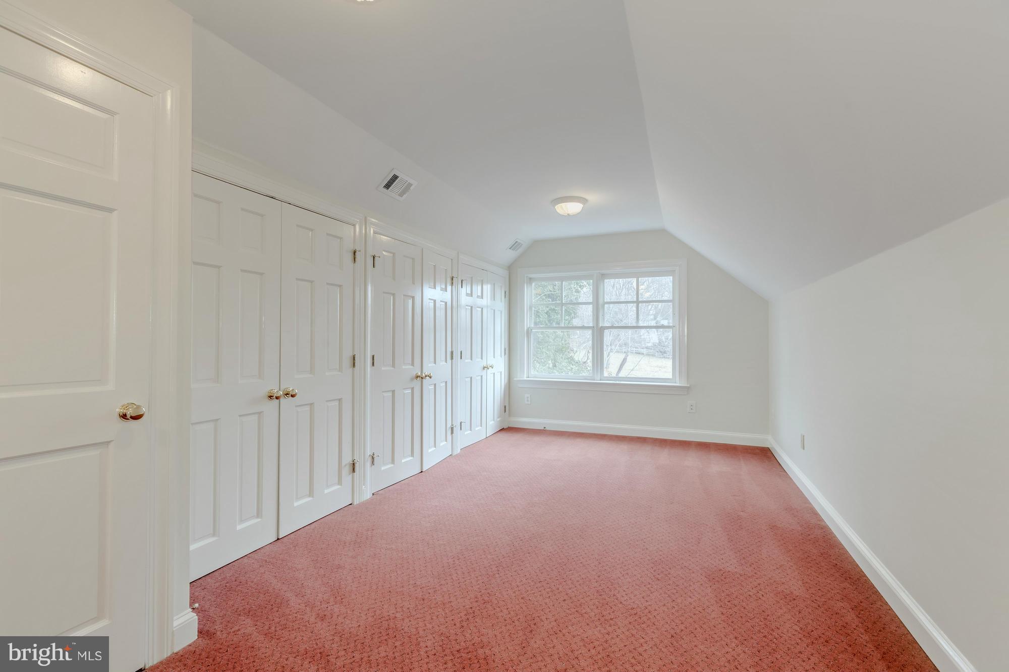 RIVINUS - Residential